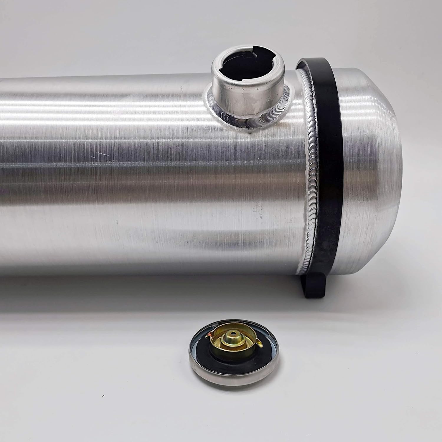JSD 5 Gallons 8”x24“ Aluminum Spun Round Fuel Gas Tank Cell Fuel Tank with Bracket End Fill 1/4" NPT Outlet