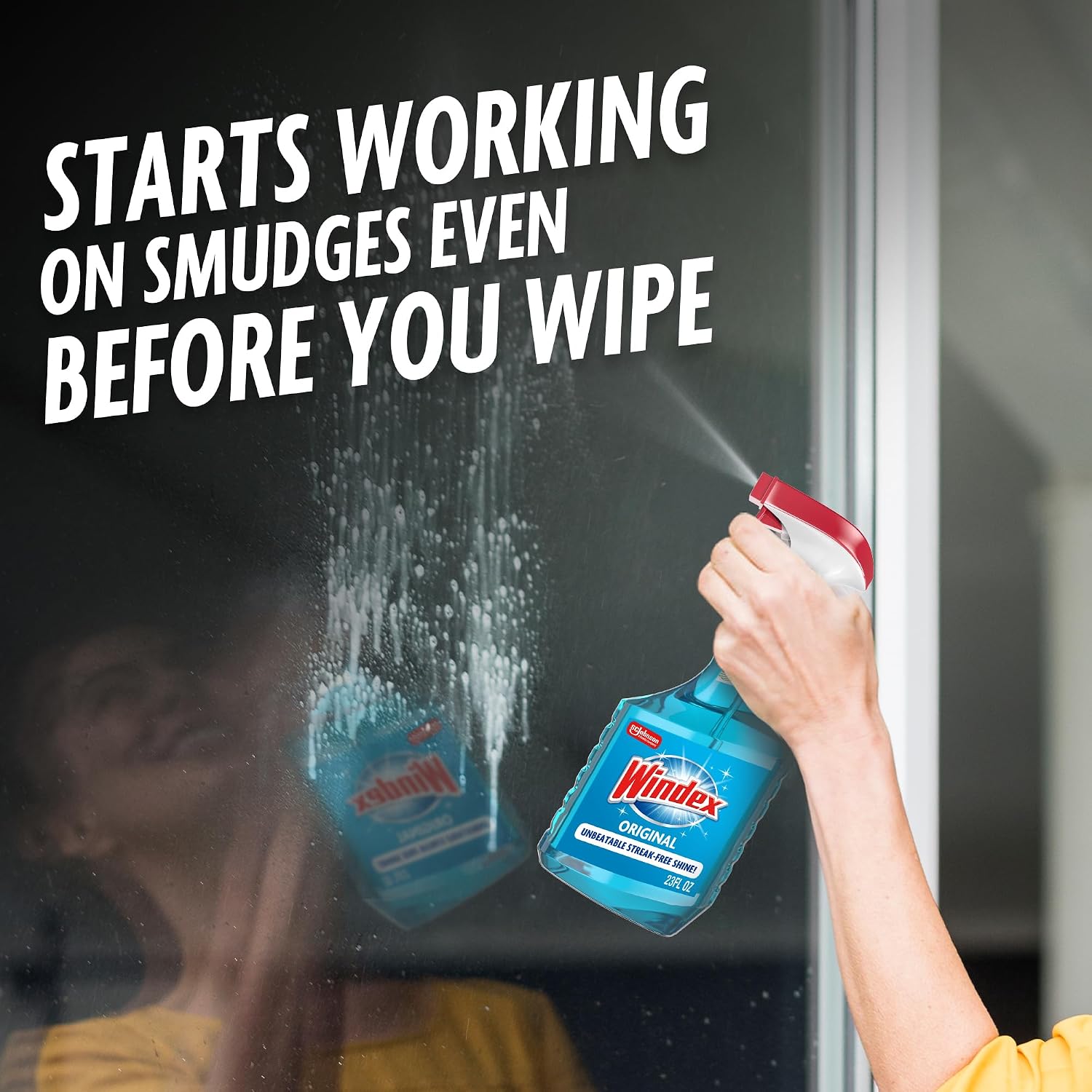 Windex refill glass and window cleaner, made from 100% recycled plastic, surface cleaning spray, original blue scent, 2L (67.6 fl oz)