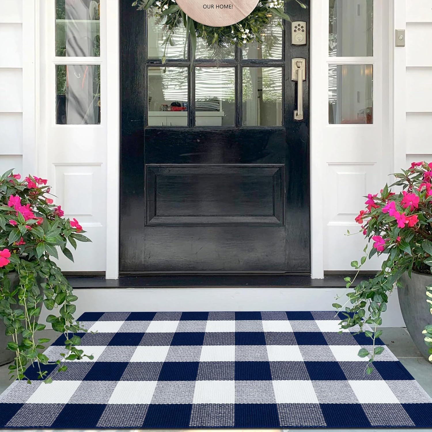 IOHOUZE 27.5x43 Buffalo Plaid Rug, Washable Front Door Mat, Black White