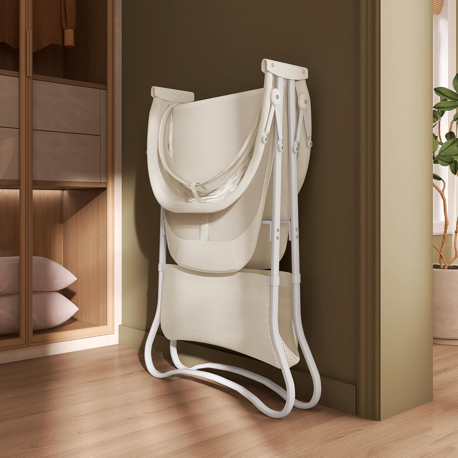 Dream On Me Karley Bassinet in Grey and Pink