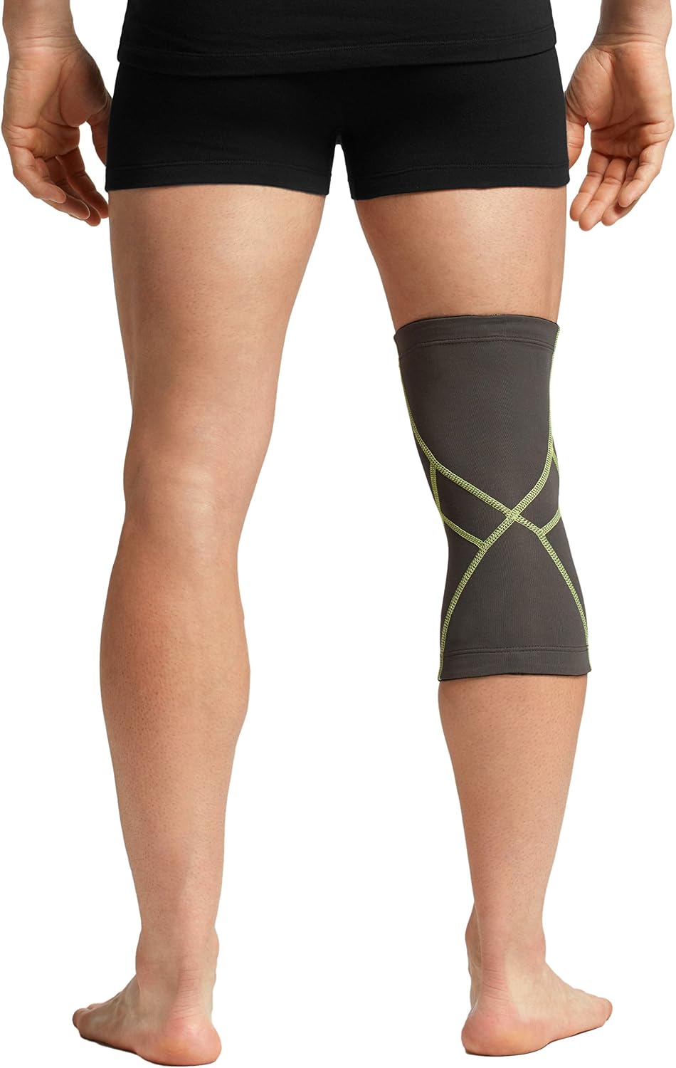 Tommie Copper Performance Compression Knee Sleeve l Knee Brace for Joint Support l Men and Women