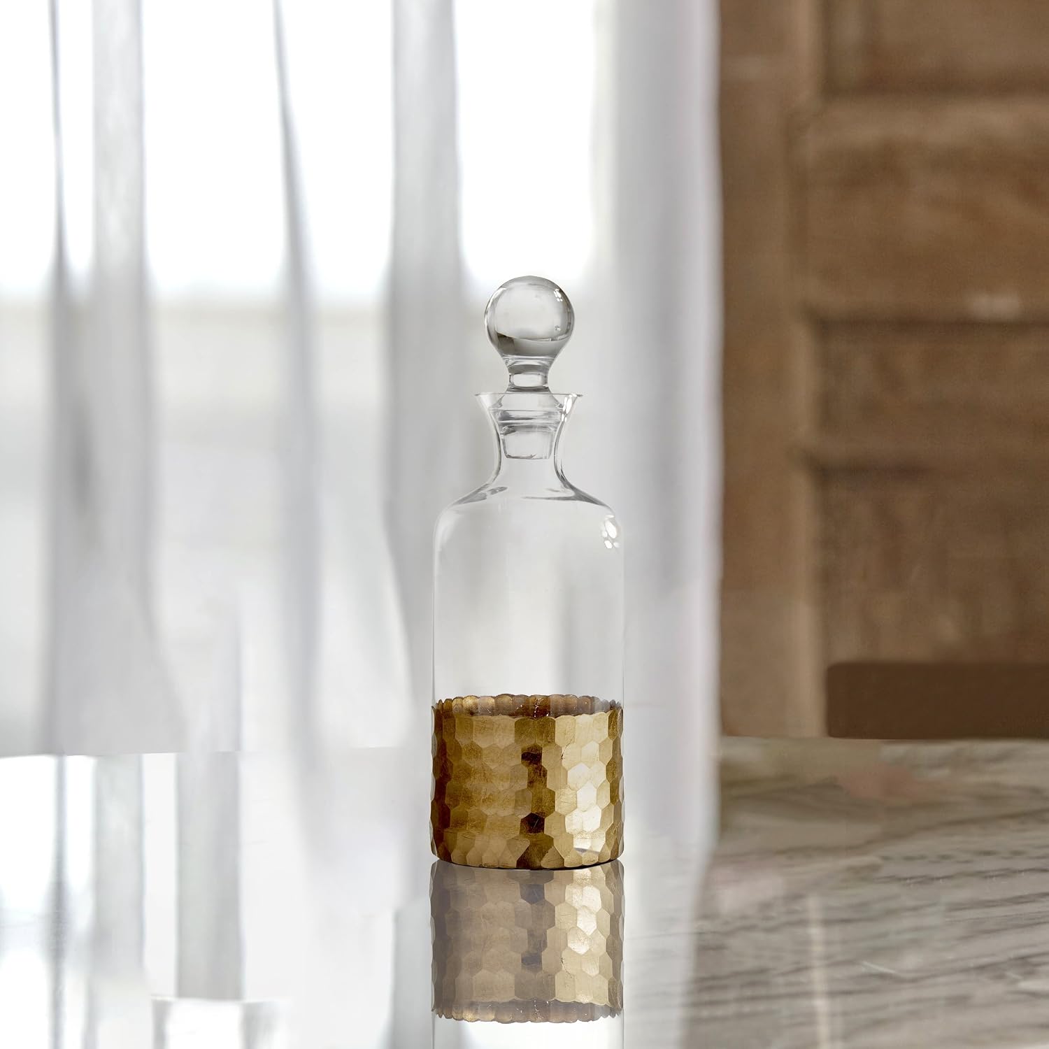 Fitz and Floyd Daphne Decorative Whiskey Decanter Set with Top Glass for Wine, Bourbon, Brandy, Liquor, 5 Piece, Gold