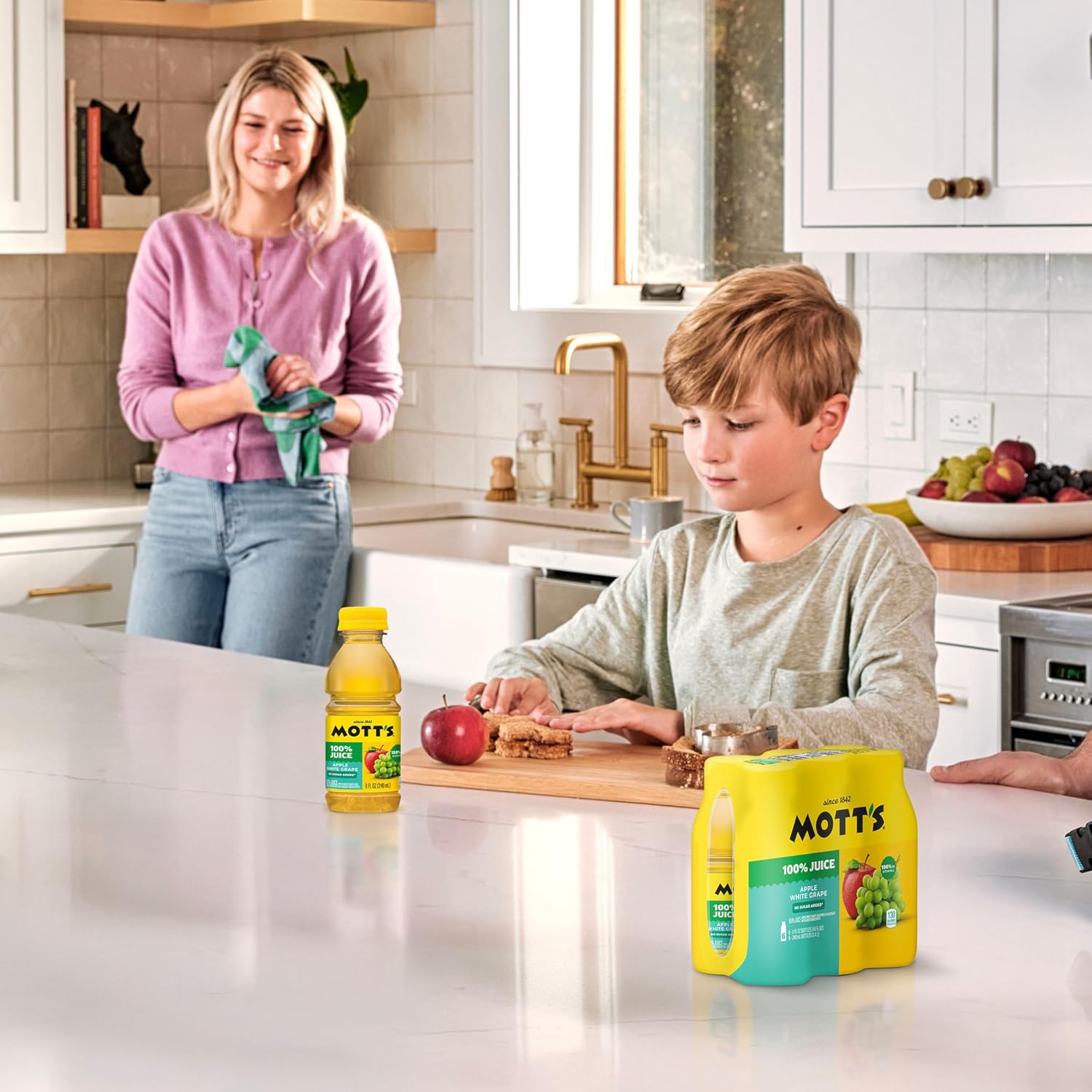 Mott's 100% Original Apple Juice, 64 Fl Oz Bottle (Pack Of 8), 2 Servings Of Fruit Per Cup, 100% Fruit Juice, Gluten-free, Caffeine-free, Kosher, And Contains No Artificial Colors Or Sweeteners