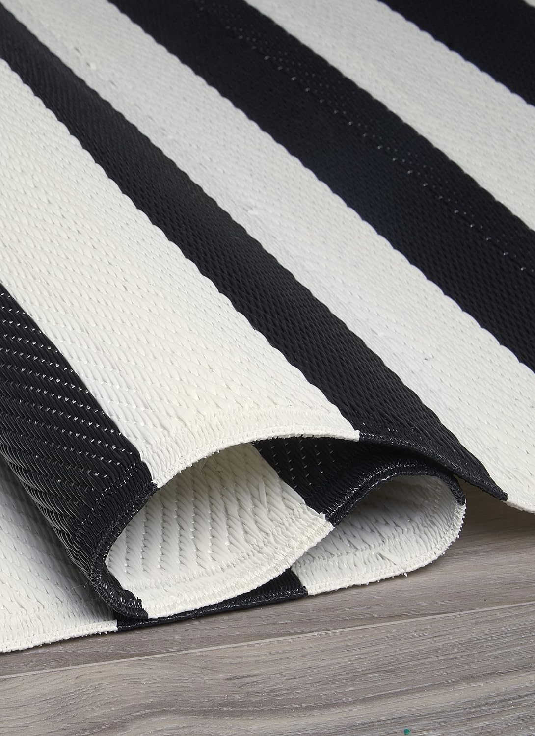 FH Home Outdoor Camping Rug - Waterproof, Fade Resistant, Reversible - Premium Recycled Plastic - Striped - Large Patio, Deck, Sunroom