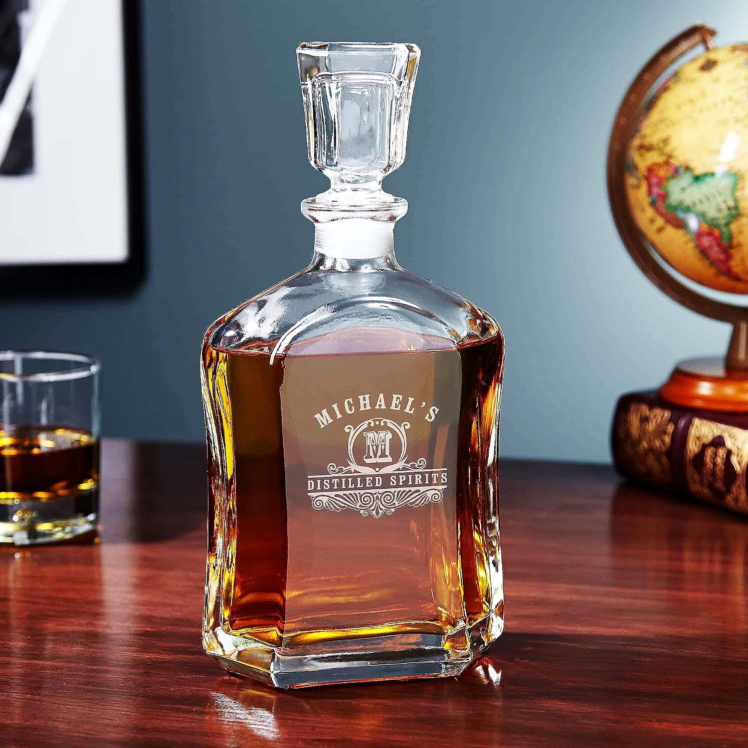 Personalized Whiskey Decanter - Luxury Bourbon & Scotch Decanter for Liquor