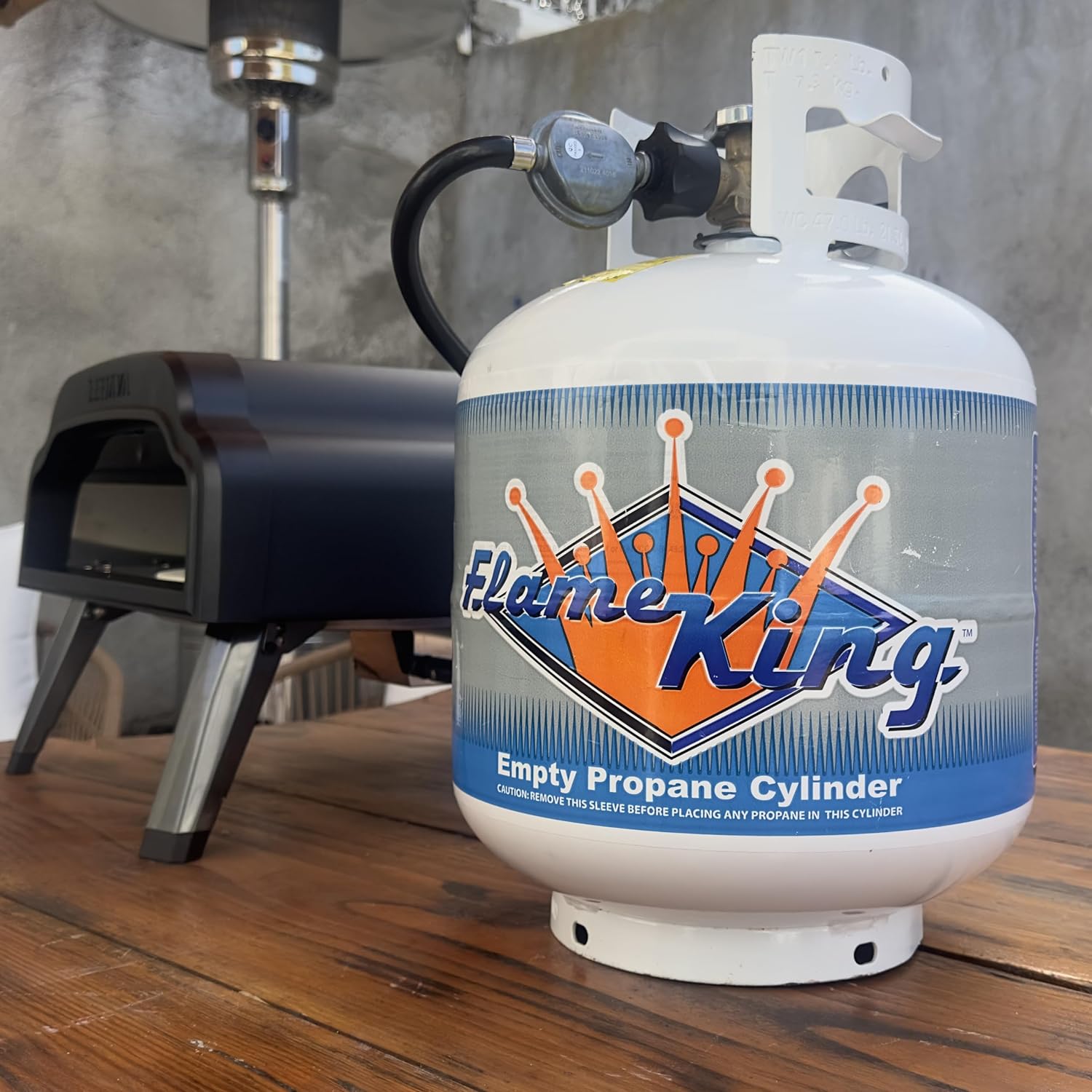 Flame King YSN-201 20-Pound Steel Propane Tank Cylinder with Type 1 OPD Valve, White