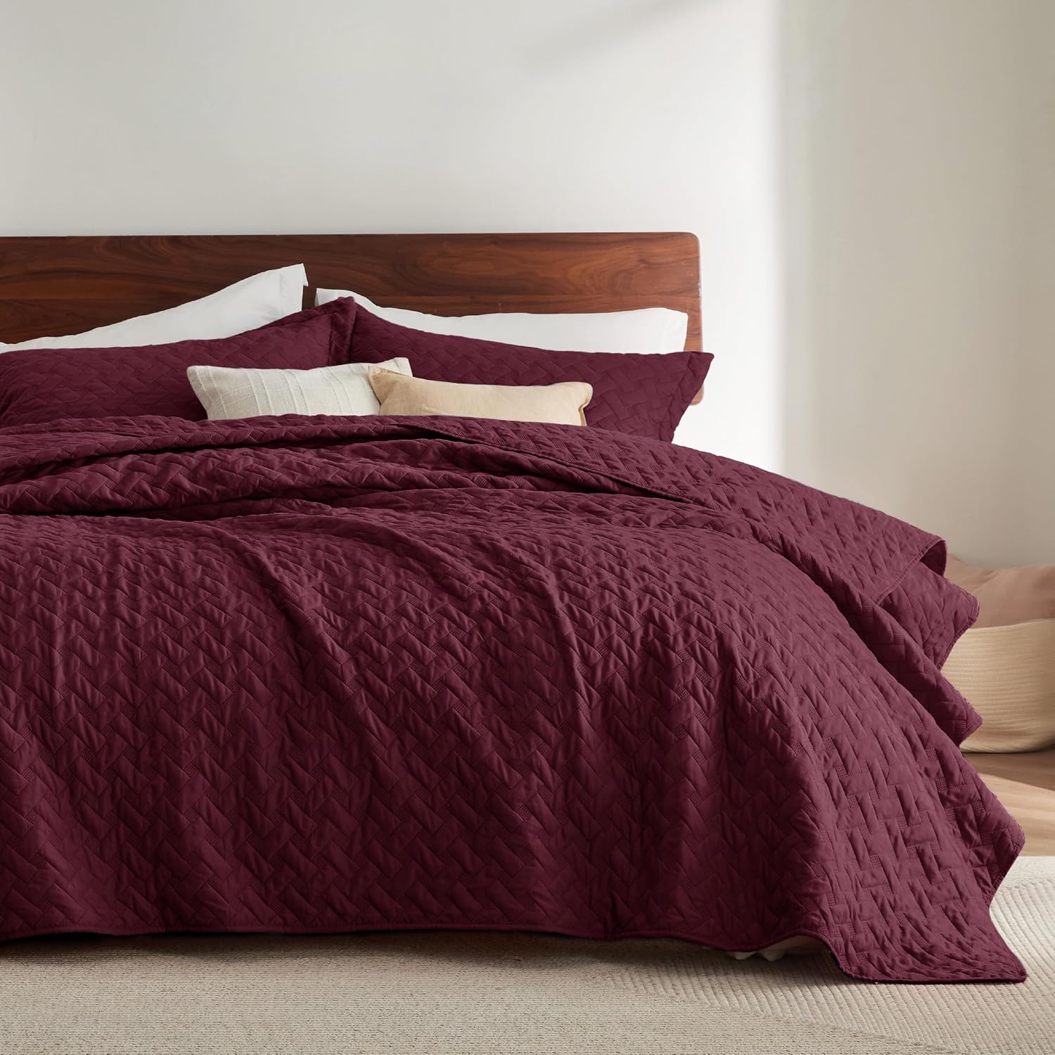Bedsure Quilts Queen Size - Grey Bedspreads Queen Size with Basket Weave Pattern, Soft Quilt Bedding Set, Lightweight Comforter Set Coverlet for All Seasons with 2 Pillow Shams (90" x 96")