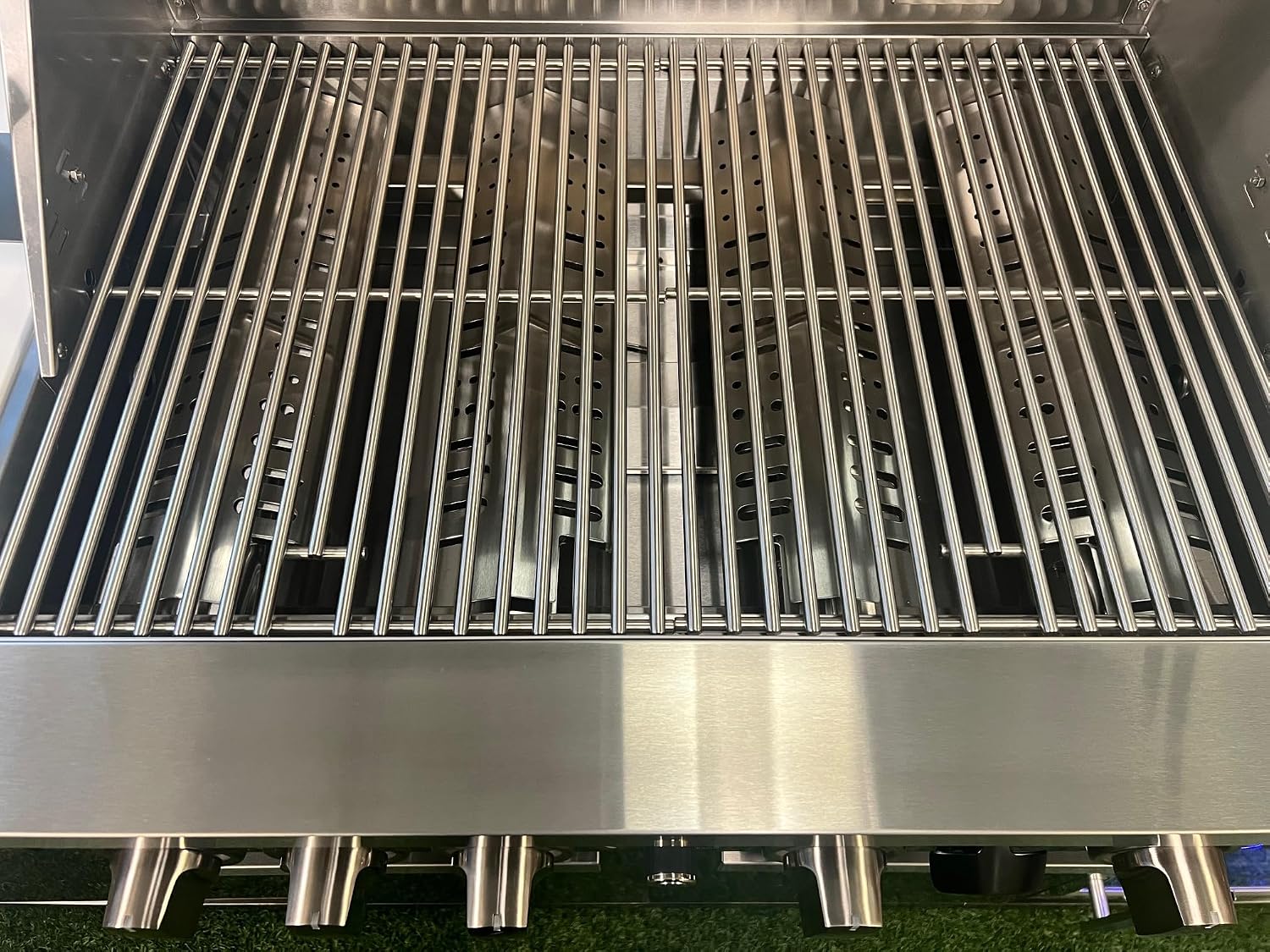 Mont Alpi 805 Stainless Steel Heavy Duty 44 inch Electric Motor Portable Deluxe Barbecue Rotisserie Grill Kit - Hexagon Spit Rod - 120V 4 Watt 60Hz