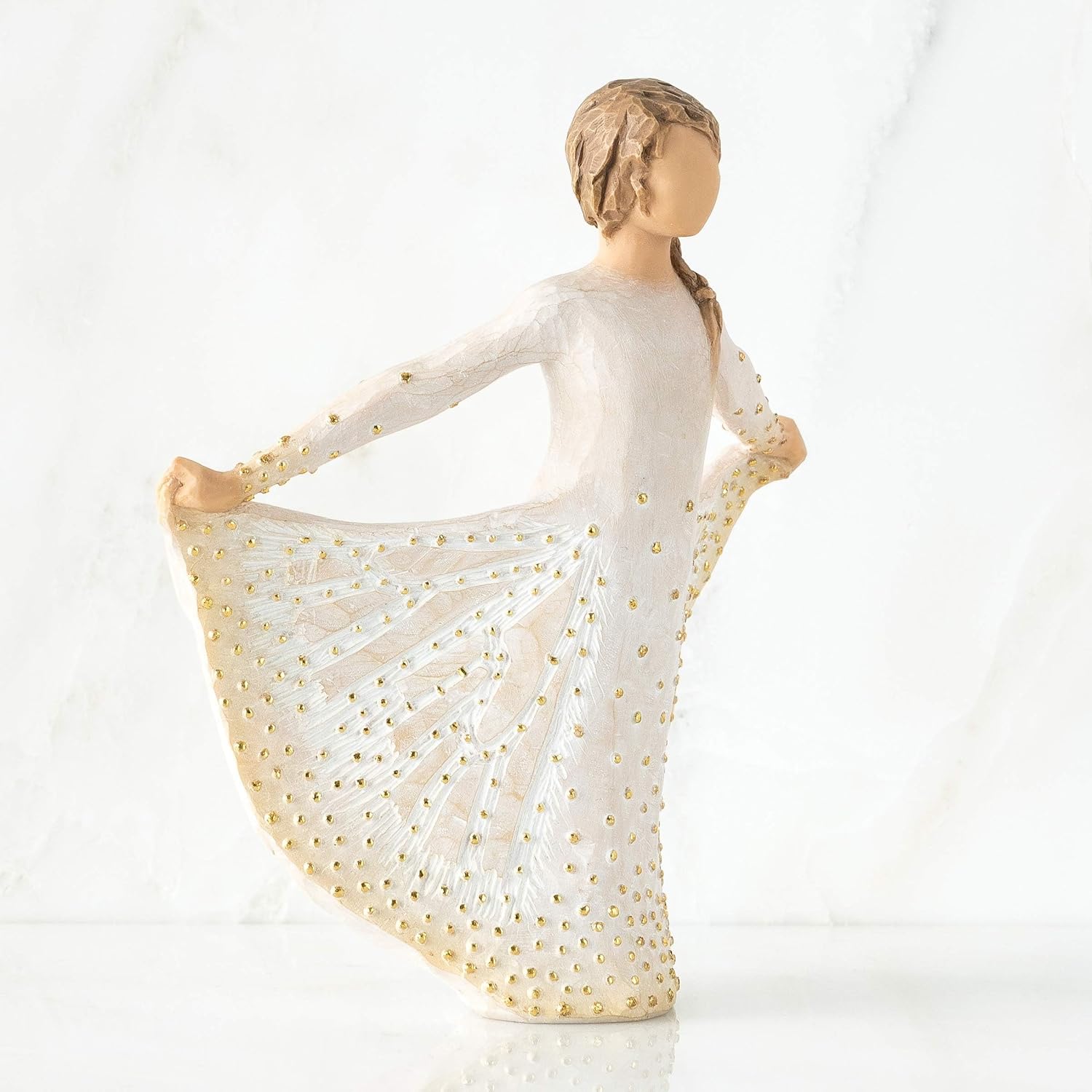 Willow Tree Magnolia, Sculpted Hand-Painted Figure | Cast from a Susan Lordi Original Carving, Meaningful Gift Celebrating Nature, Family, Home and Belonging, Fitted Gift Box