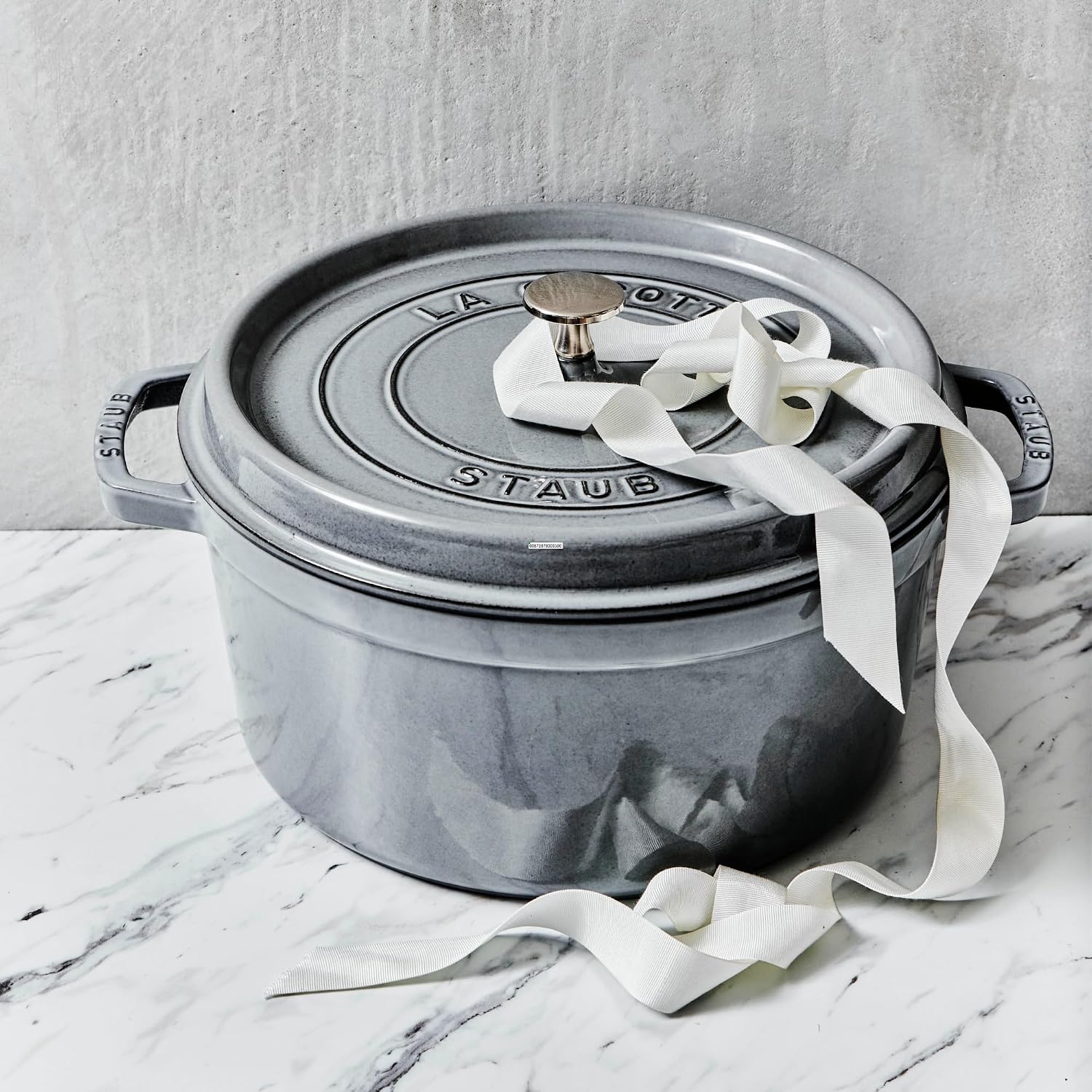 Staub Cast Iron 5.5-qt Round Cocotte - Grenadine, Made in France