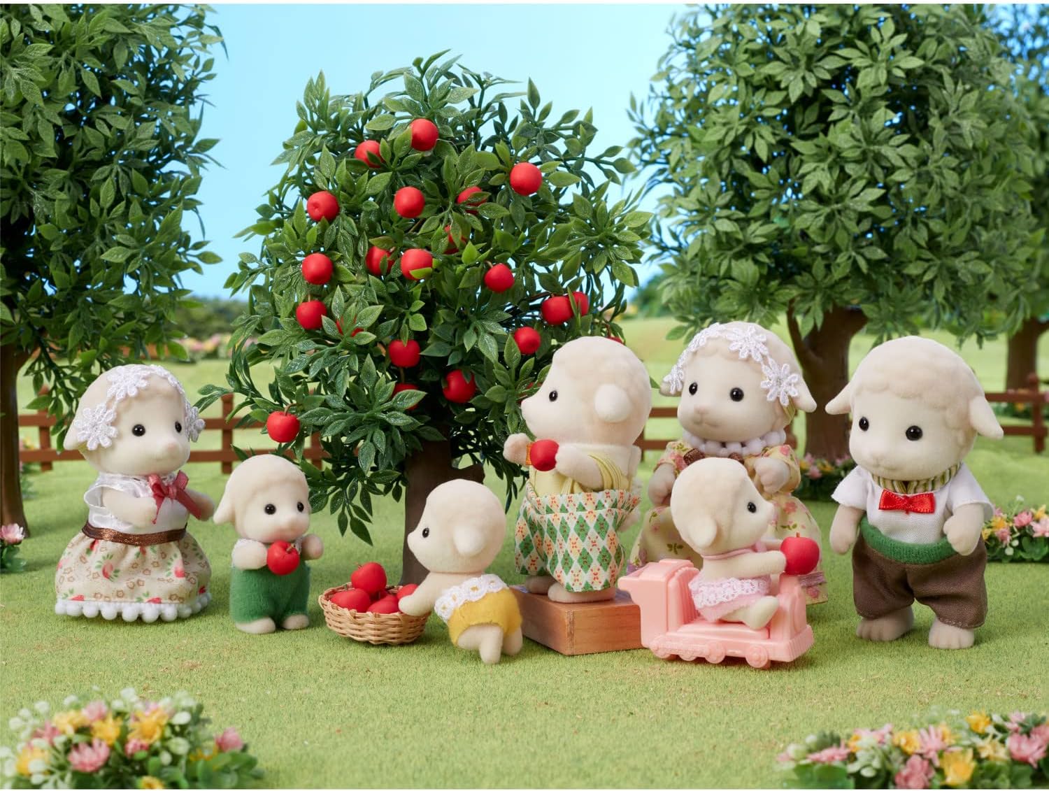 Calico Critters Pickleweeds Hedgehog Family - Set of 4 Collectible Doll Figures for Children Ages 3+