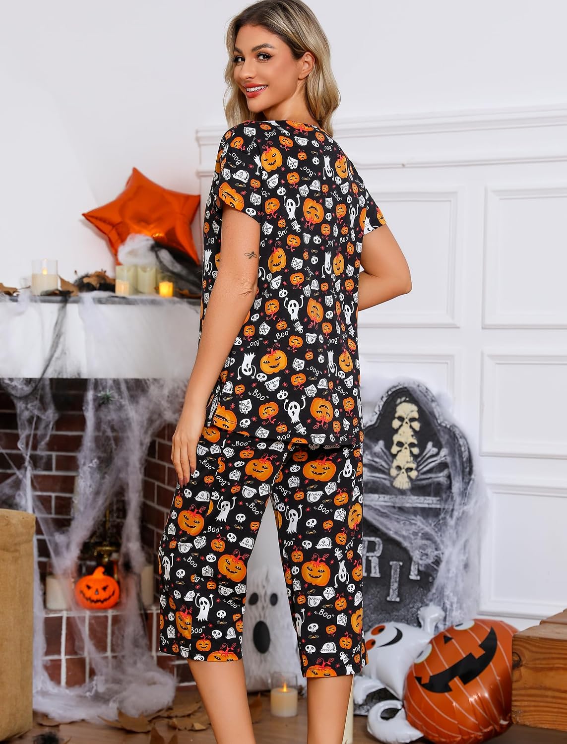 ENJOYNIGHT Womens Pajama Set Cotton Short Sleeve Top With Capri Pants Pj