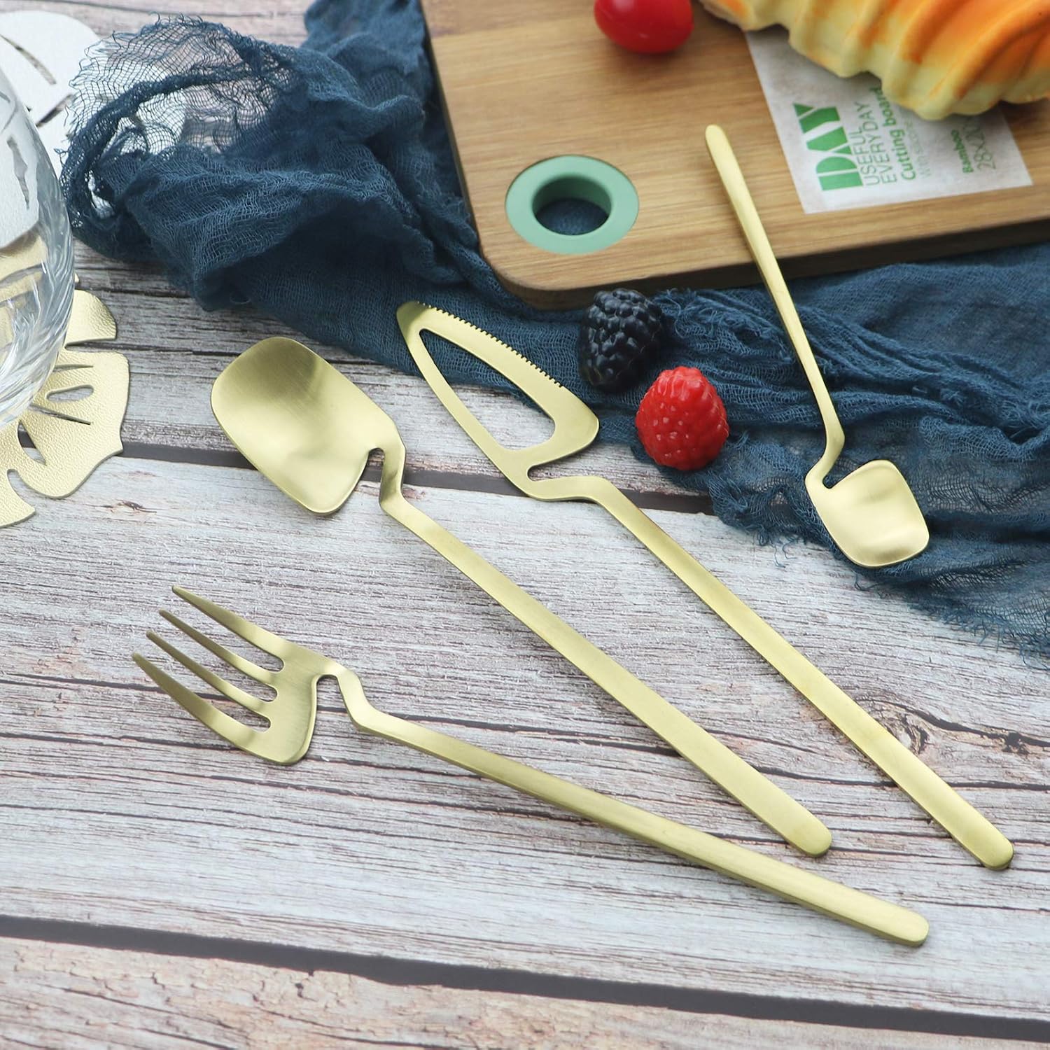 JASHII Silverware Set Satin Finish 24-Piece Stainless Steel Flatware Set Kitchen Utensil Set Service for 6 Tableware Cutlery Set Dishwasher Safe