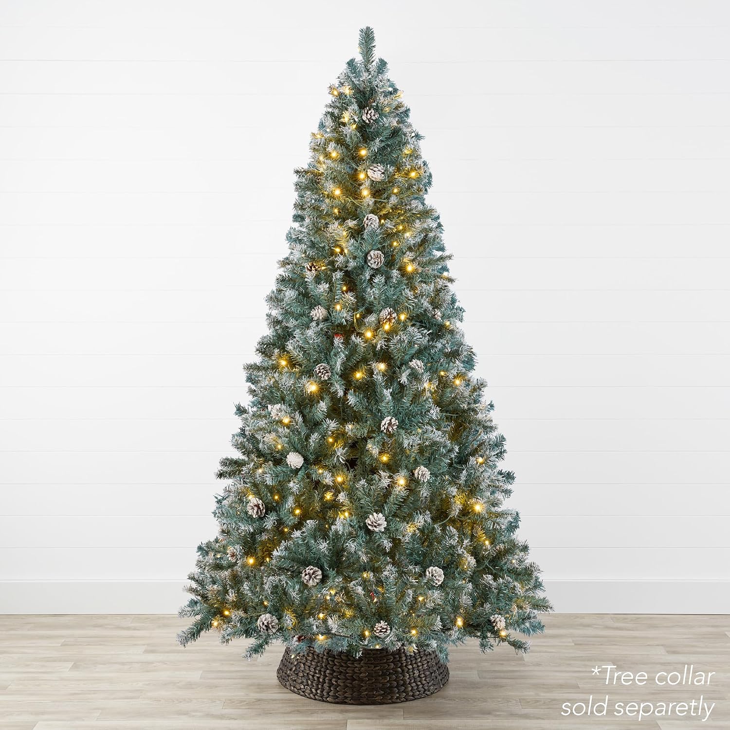 Best Choice Products 7.5ft Pre-Lit Pre-Decorated Pine Artificial Christmas Tree w/Twinkling LEDs, 1, 346 Flocked Frosted Tips, 80 Pinecones