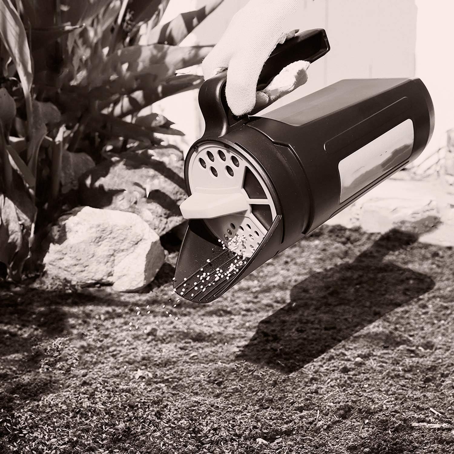 TIPU Hand Spreader Shaker, Handheld Spreader for Grass Seed, Fertilizer & Earth Food, Snow Salt