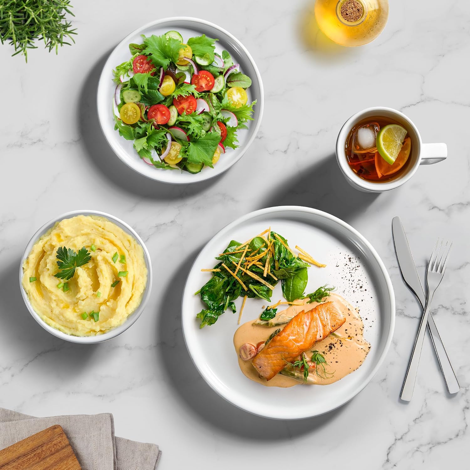Zulay Kitchen Luna Plates and Bowls Sets, 16 Piece Modern Porcelain Dish Set for 4, Chip and Scratch Resistant Square Dinnerware Set