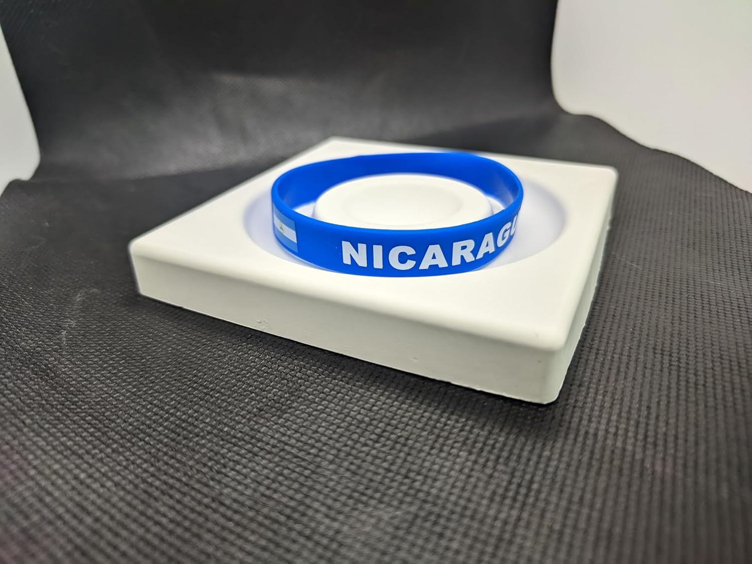 4 Nicaragua Flag Silicone Bracelets, Outdoor Sports Wristbands, Nicaragua Travel Souvenirs Casual Accessories