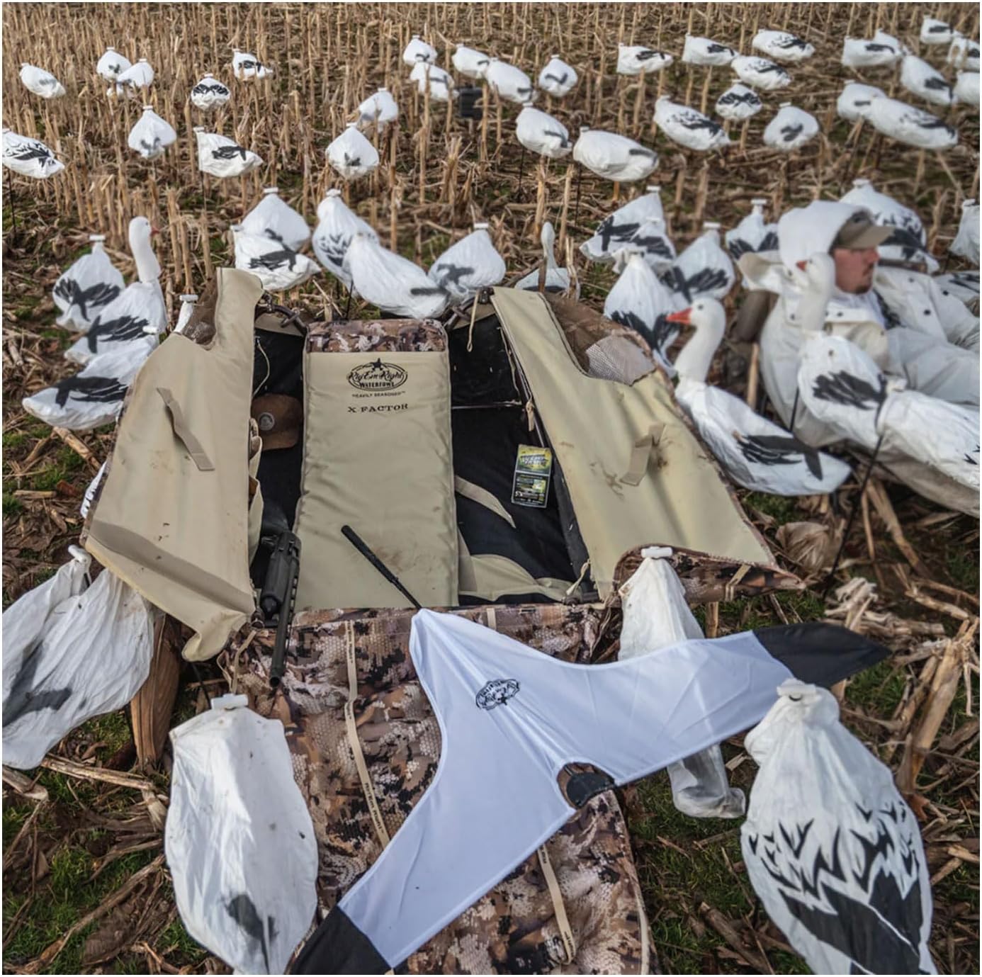 Rig'Em Right Outdoors X-Factor Layout Blind, Gore Optifade Marsh