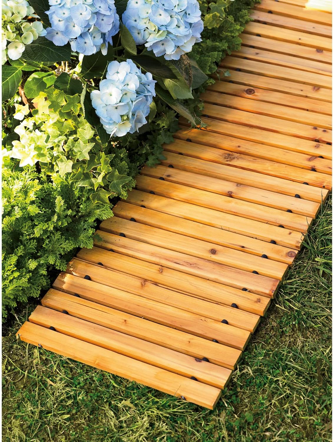 Plow & Hearth 6 Feet x 18 Inches Outdoor Wooden Garden Pathway | Natural Waterproof Weatherproof Hardwood Cedar Rollout Walkway | Landscape for