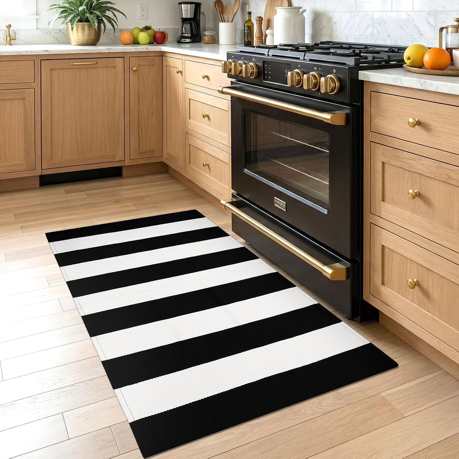 KOZYFLY Black and White Area Rug 3x5 Ft Washable