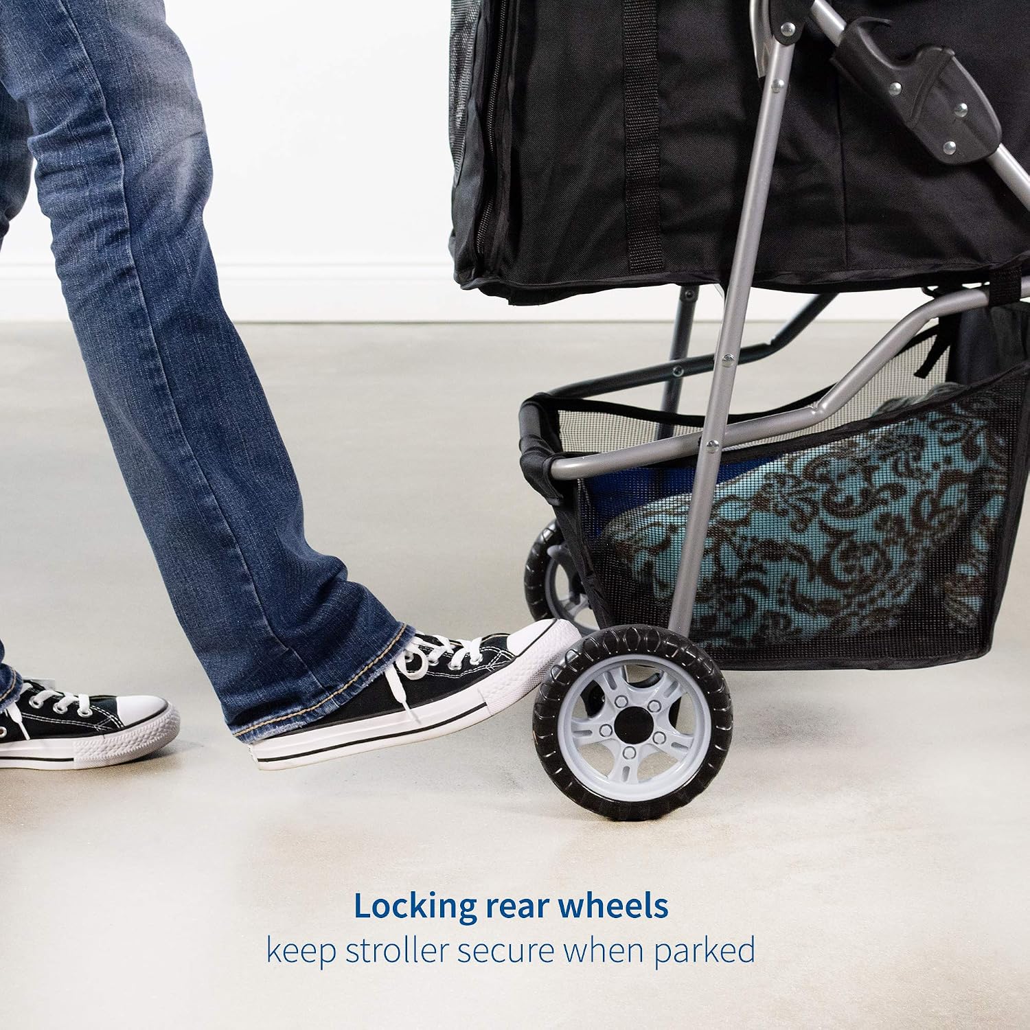 VIVO Black 3 Wheel Pet Stroller for Cat, Dog and More, Foldable Carrier Strolling Cart, STROLR-V003K