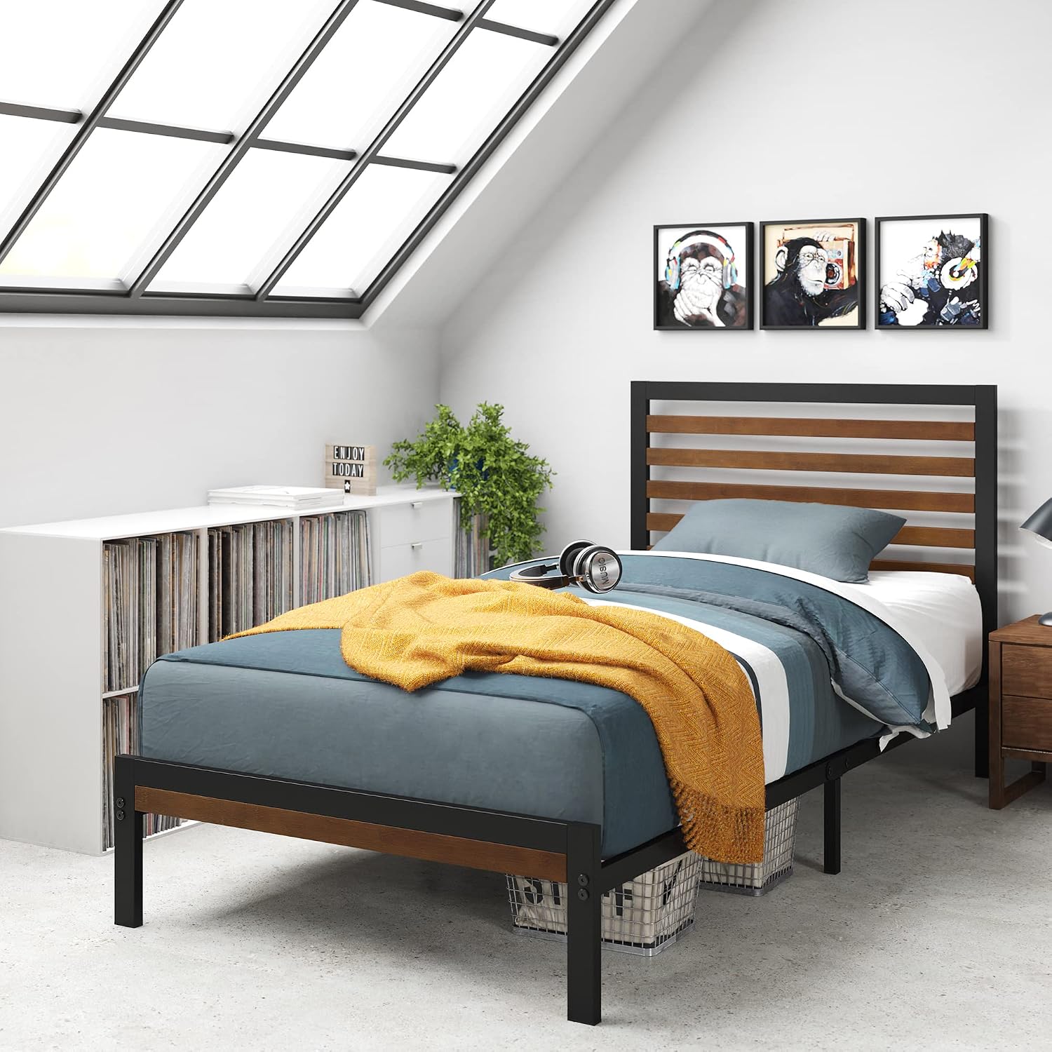 Zinus Kai Platform Bed Frame, RGB LED Lights, No Box Spring Needed, Full | Two-Tier Headboard for Space-Saving Storage, Built-in USB Charging Station, Soft Ambient Night Light
