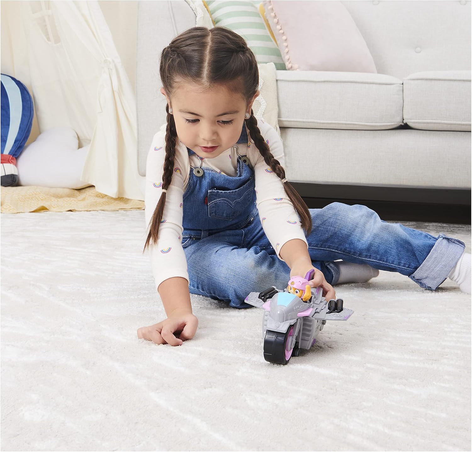 PAW Patrol, Moto Pups Wildcat’s Deluxe Pull Back Motorcycle Vehicle with Wheelie Feature and Toy Figure