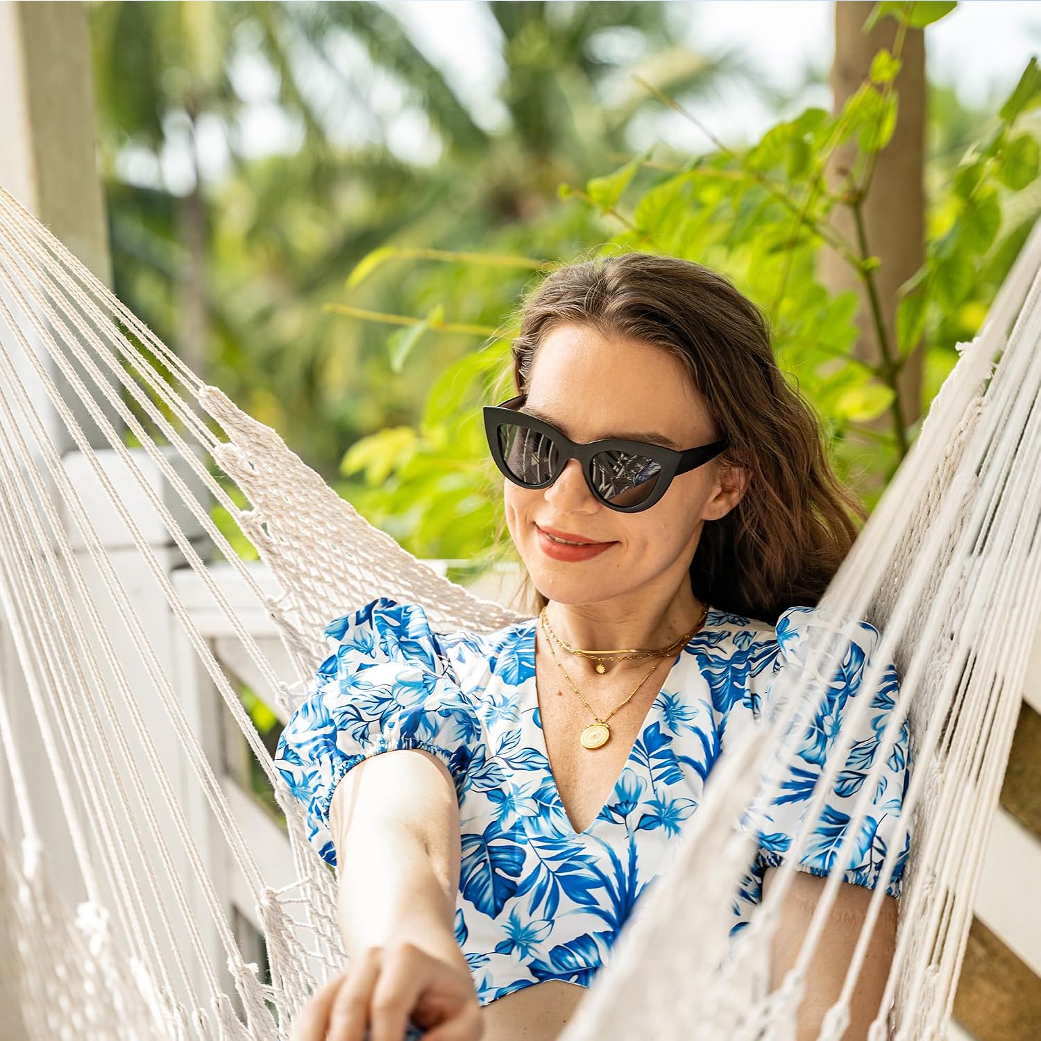 Lazy Daze Hammock Chair, Hanging Swing Chair, Caribbean Rope Chair | 40"Hardwood Spreader Bar and Soft-Spun Cotton Rope, Hammock Weaving Chair for Indoor, Outdoor, Backyard, Max 300 LBS, Natural