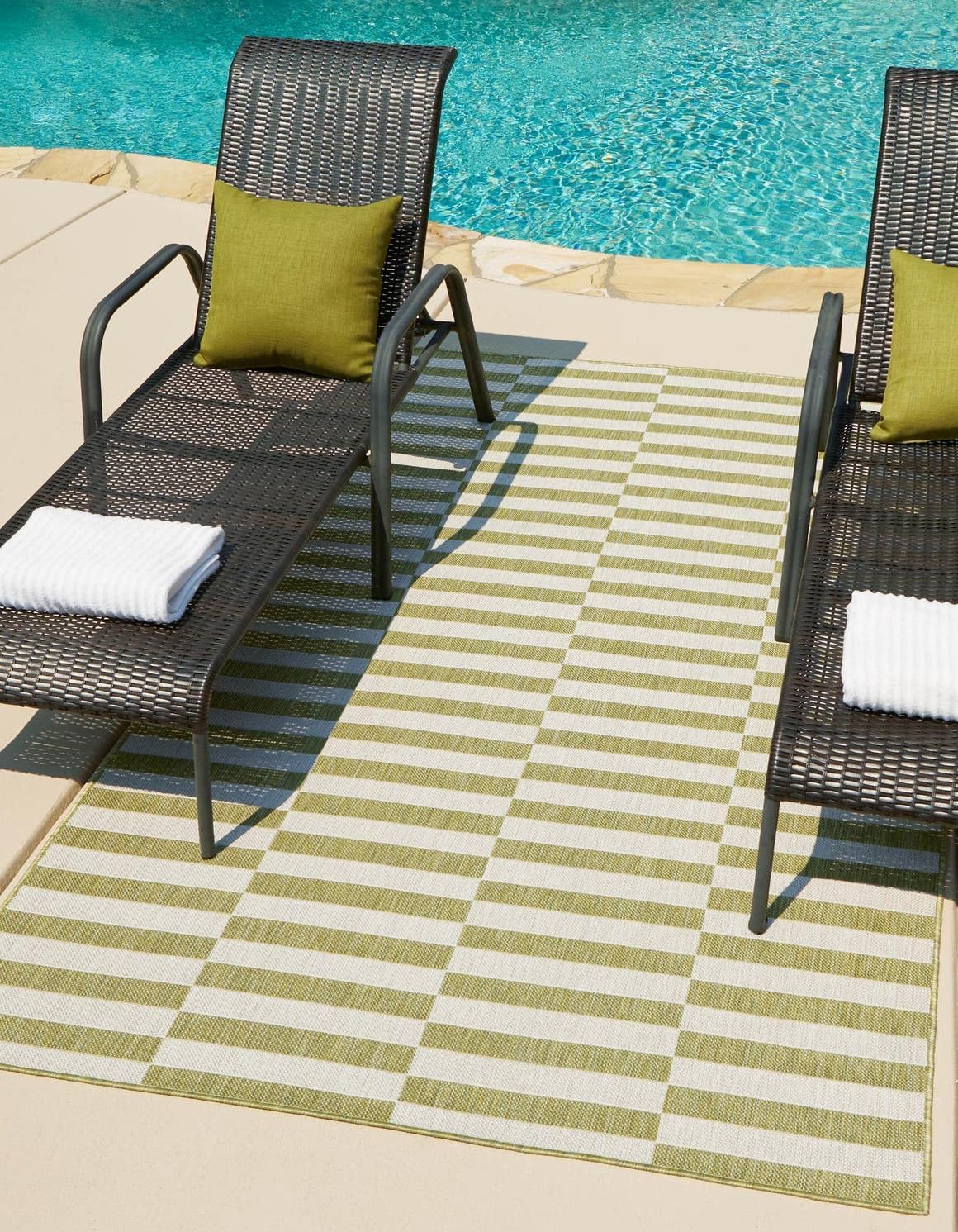 Unique Loom Outdoor Striped Collection Area Rug - Striped (7' 1" x 10' Rectangle, Taupe/Ivory)