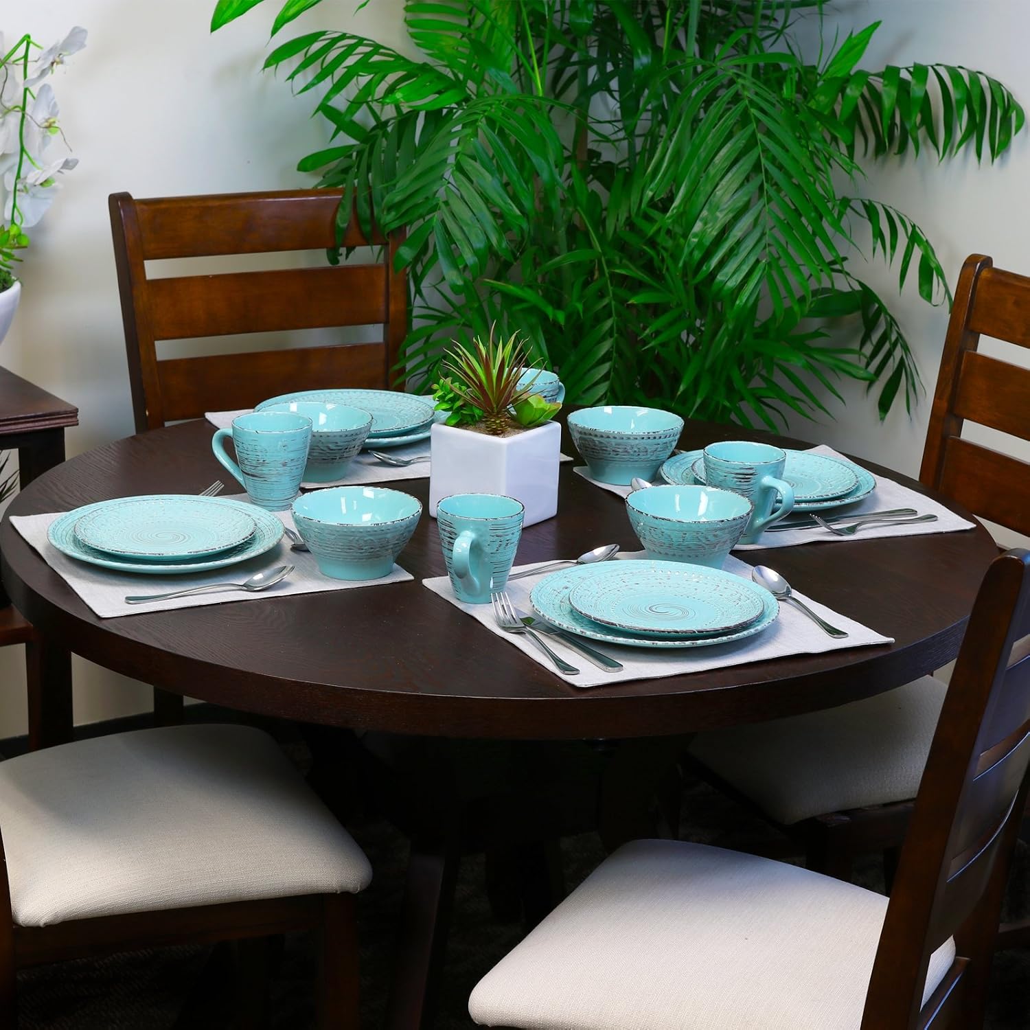 Elama Malibu Waves 16Piece Dinnerware Set In Turquoise