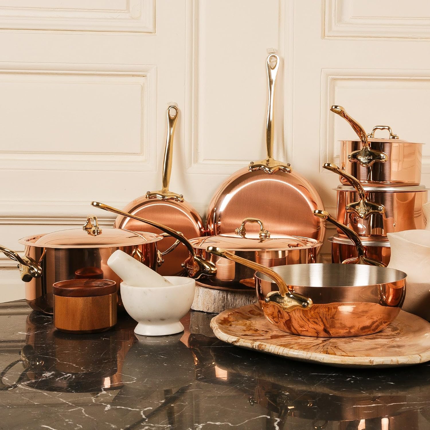 Mauviel M'Heritage 150 B 1.5mm Polished Copper & Stainless Steel Sauce Pan With Lid, And Brass Handles, 1.9-qt, Made in France