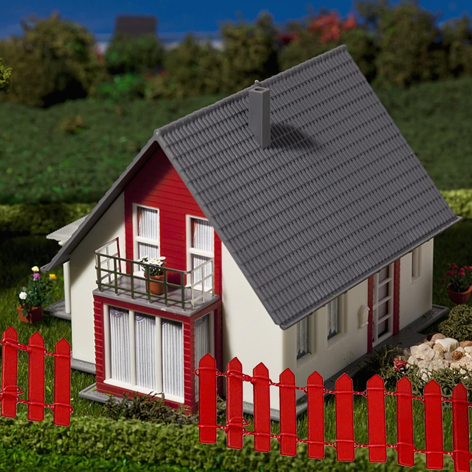 Prsildan 40 Inches Miniature Fairy Garden Fence, DIY Wood Picket Fence Mini Ornament