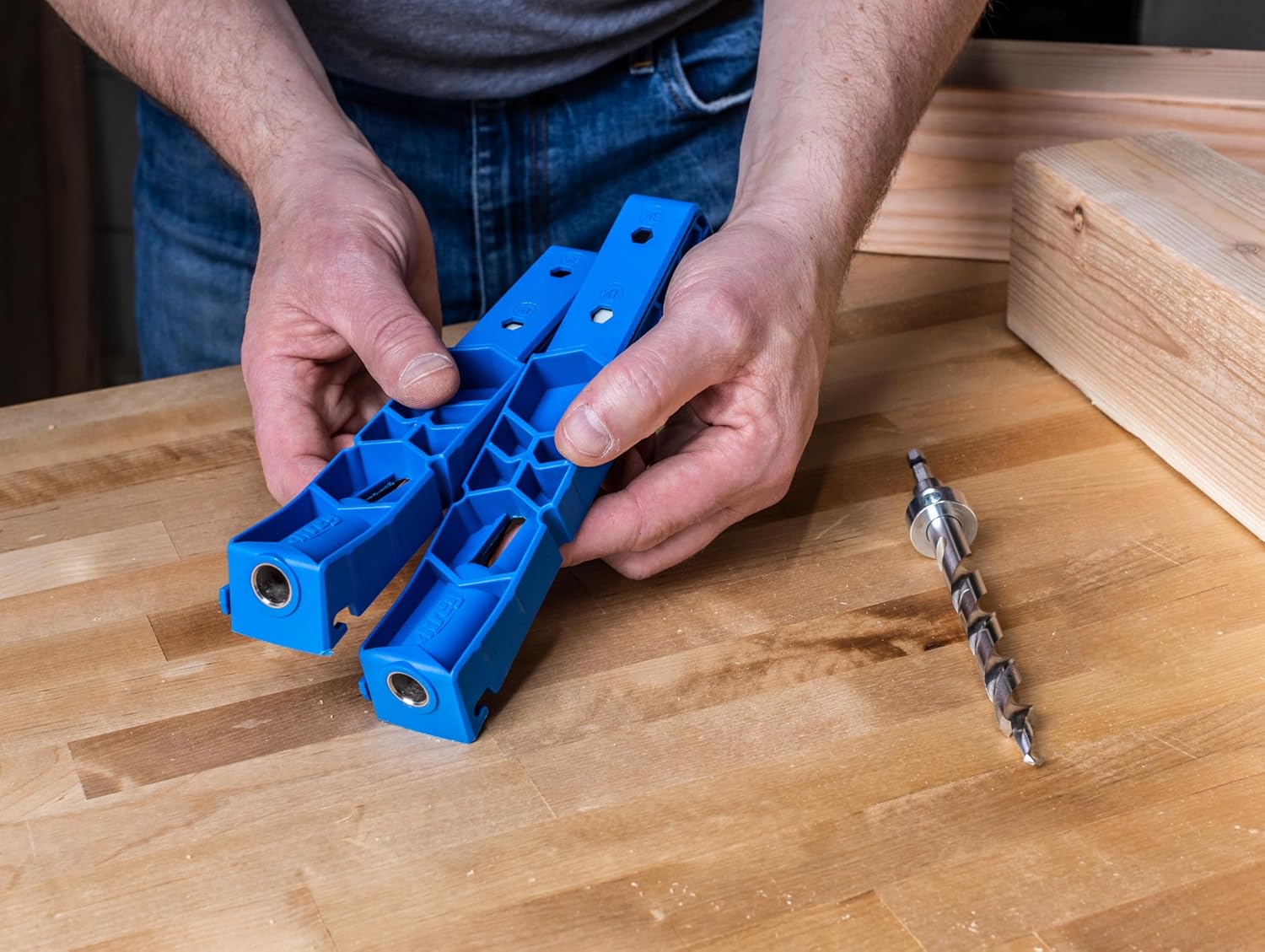 Kreg KPHJ920 Pocket-Hole Jig XL - Drill Pocket-Hole Jig - For 2x4 or 4x4 Boards - Use with Kreg XL Pocket-Hole Screws - Sturdy Pocket-Hole Joinery Jig
