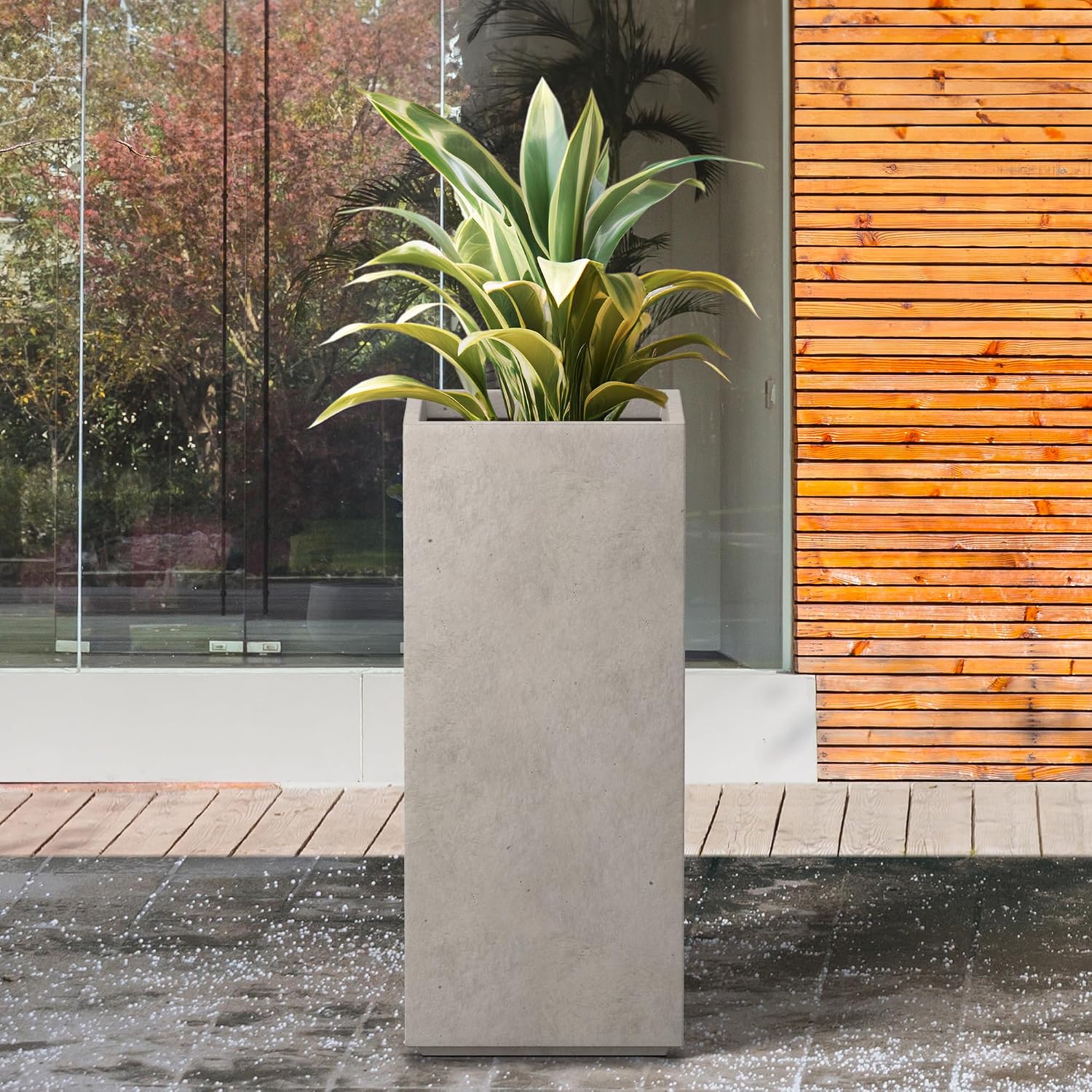 Kante Accent Column Square Pale Gray Concrete Planter 23.6" H, Outdoor