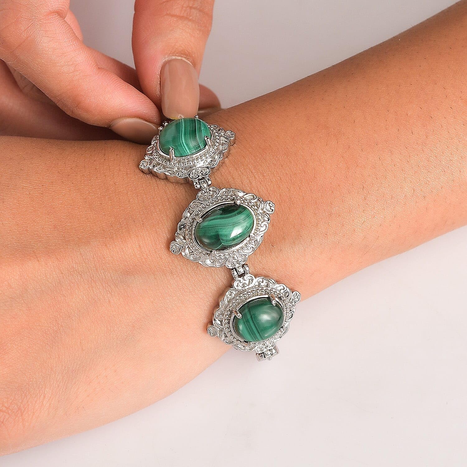 Malachite 29.35 ctw Bracelet in Stainless Steel 7.00 In