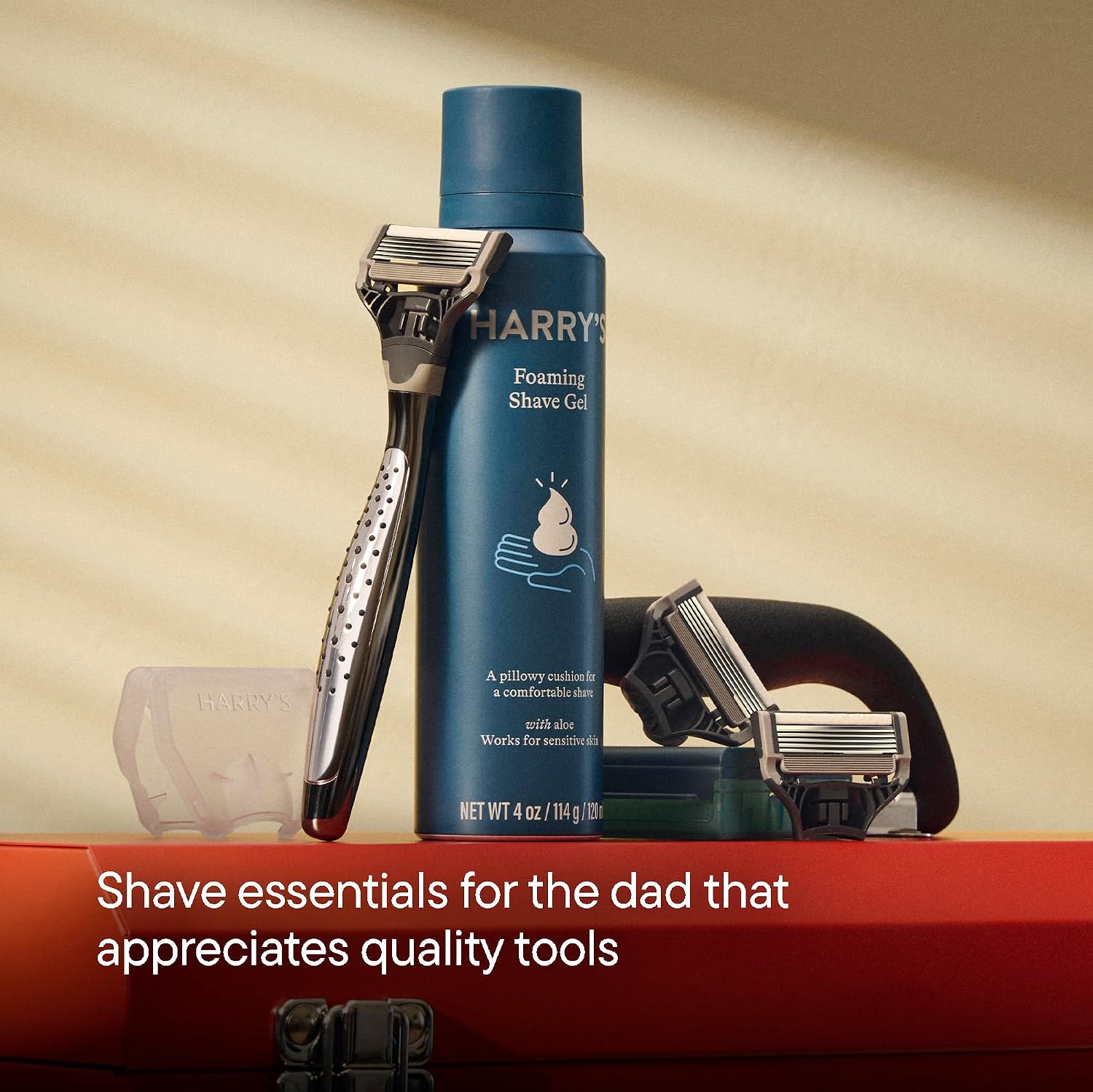 Harry's Original Shaving Kit for Men - Razor Handle, 3 Refills, Shave Gel
