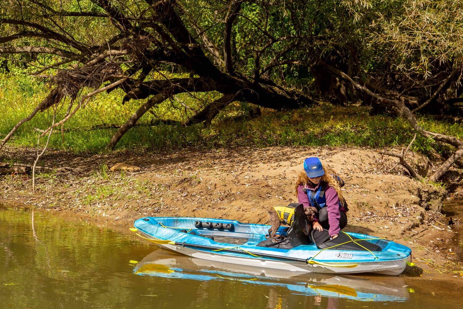 Pelican - Poseidon Paddle - Aluminum Shaft with Reinforced Fiberglass Blades - Lightweight, Adjustable Kayaks Paddles - Perfect for Kayaking Boating