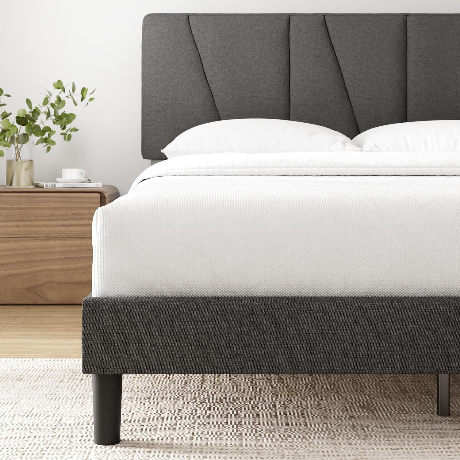 Zinus Maya Platform Bed Frame, Four Underbed Storage Drawers, Full | Secure Locking Drawers, Modern Upholstered Look, Minimalist Design, Straightforward Assembly, No Box Spring Needed