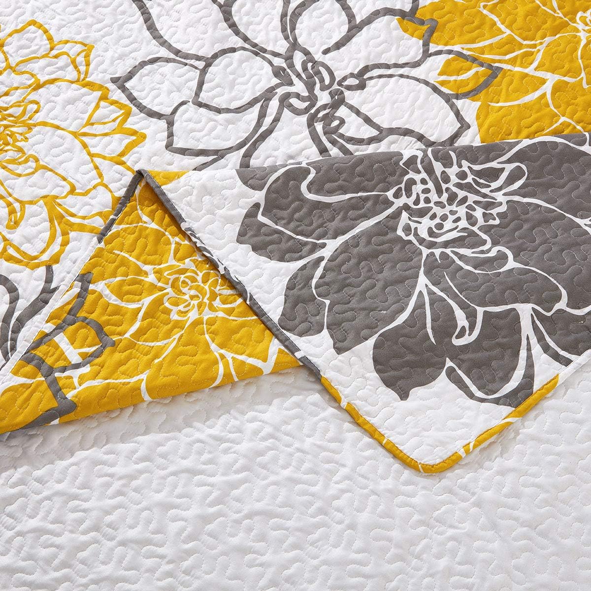 Royal Hotel Ayat Birds Oversized Coverlet Set Queen Size – Luxury Queen Quilt Bedspread, All Season Soft Filled Quilts