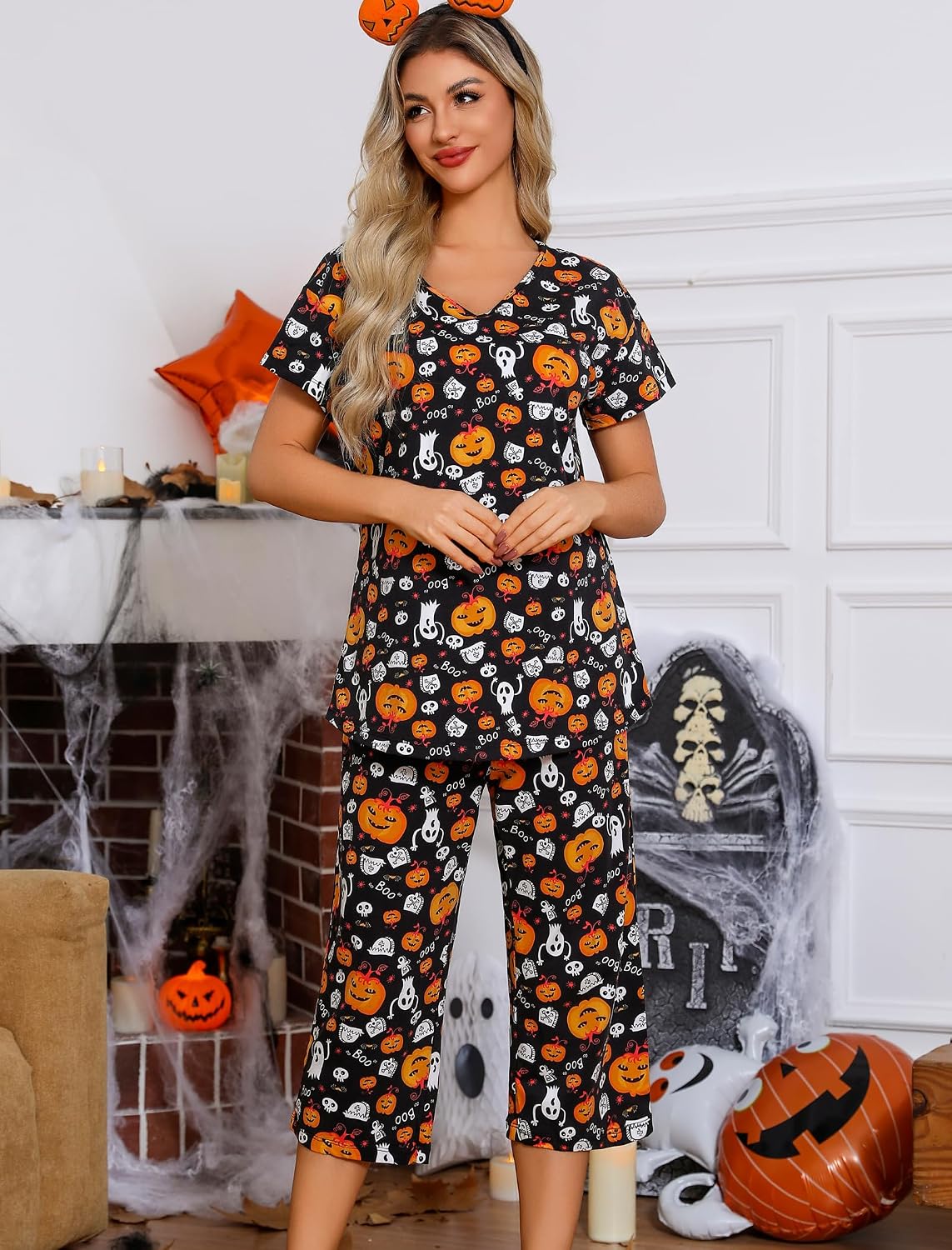 ENJOYNIGHT Womens Pajama Set Cotton Short Sleeve Top With Capri Pants Pj