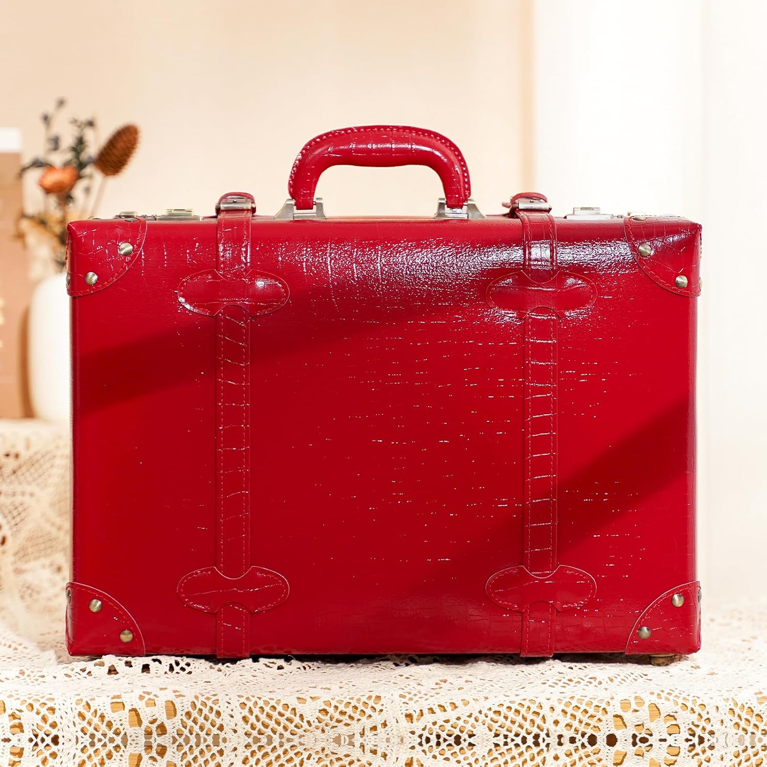 urecity Vintage and Cute Carry-on Overnight Case Non-wheeled Mini Leather Trunk Suitcase with Shoulder Strap