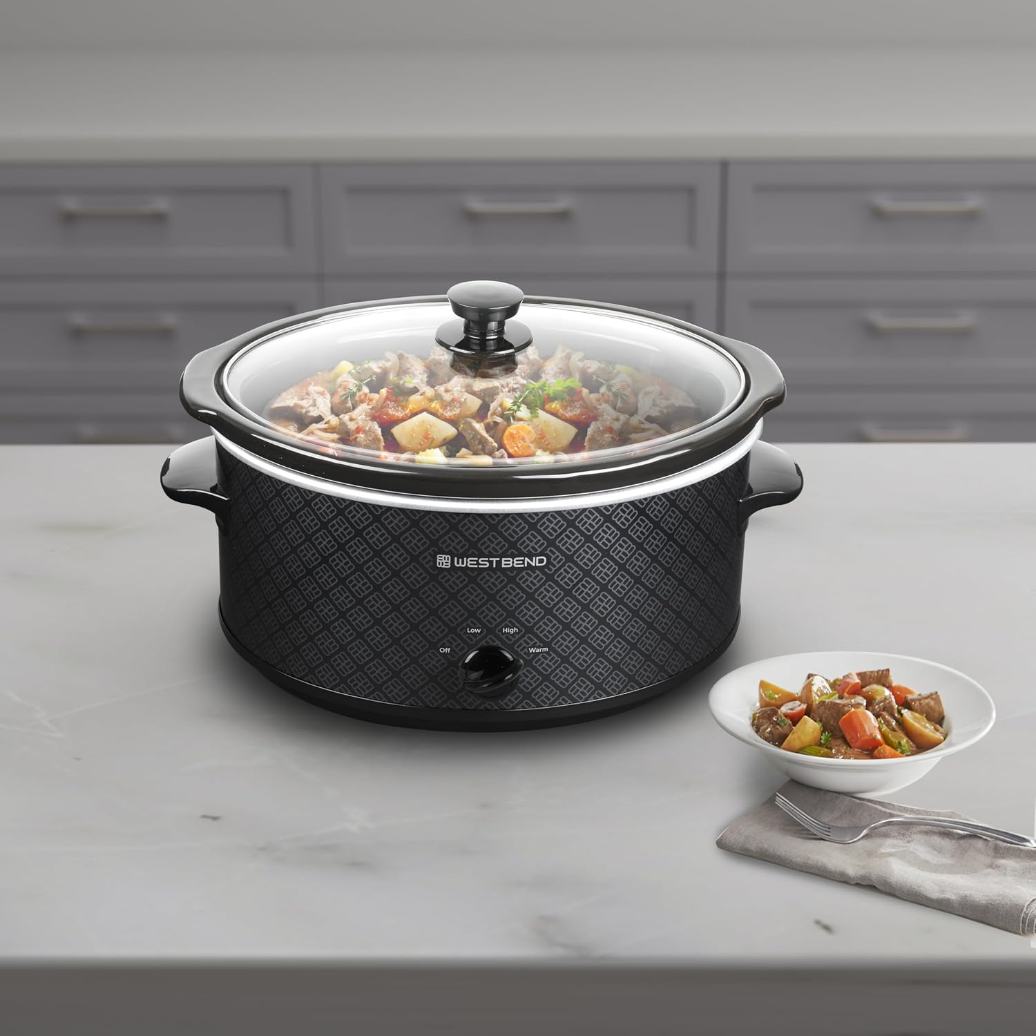 West Bend Slow Cooker 6-Quart Manual Crockery Style with Dishwasher Safe Oval Ceramic Crockpot and Glass Lid Two Temperature Settings Plus Keep Warm, 330-Watts, Black
