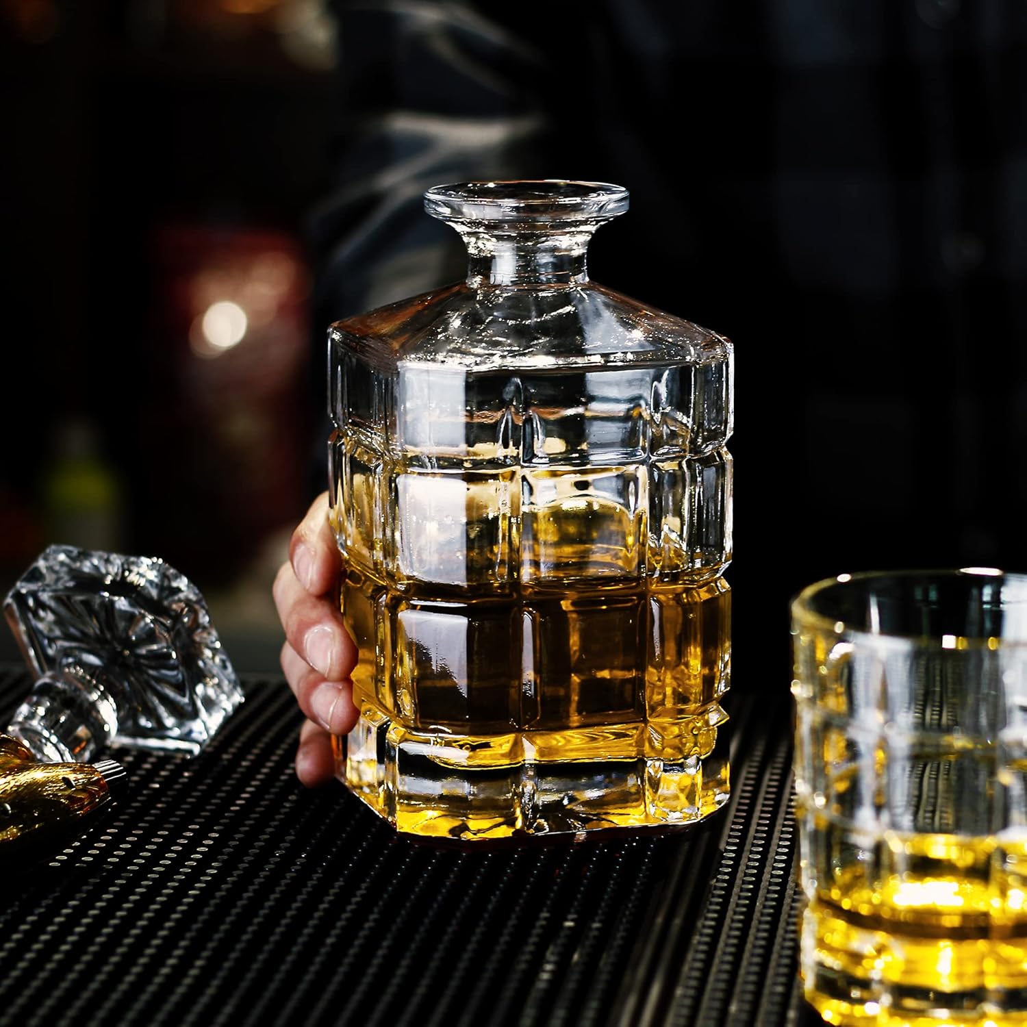 LUXU Whiskey Decanter,25 oz