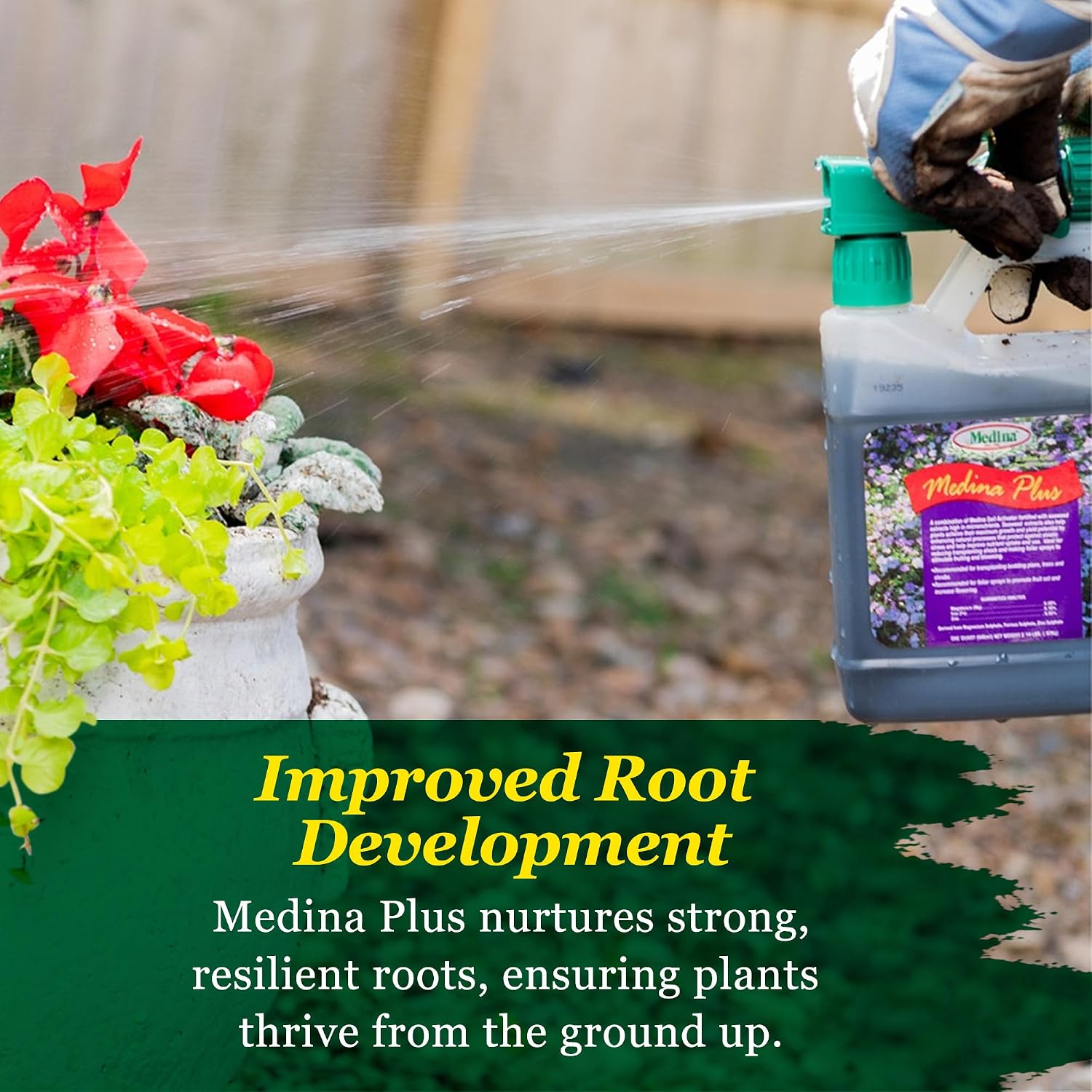 Medina Plus Soil Activator - Liquid Soil Loosener for Lawns & Gardens - Micronutrient-Rich Soil Conditioner & Softener - Used with House Plant Fertilizer, Liquid Plant Food for Houseplants - 1 End Qt