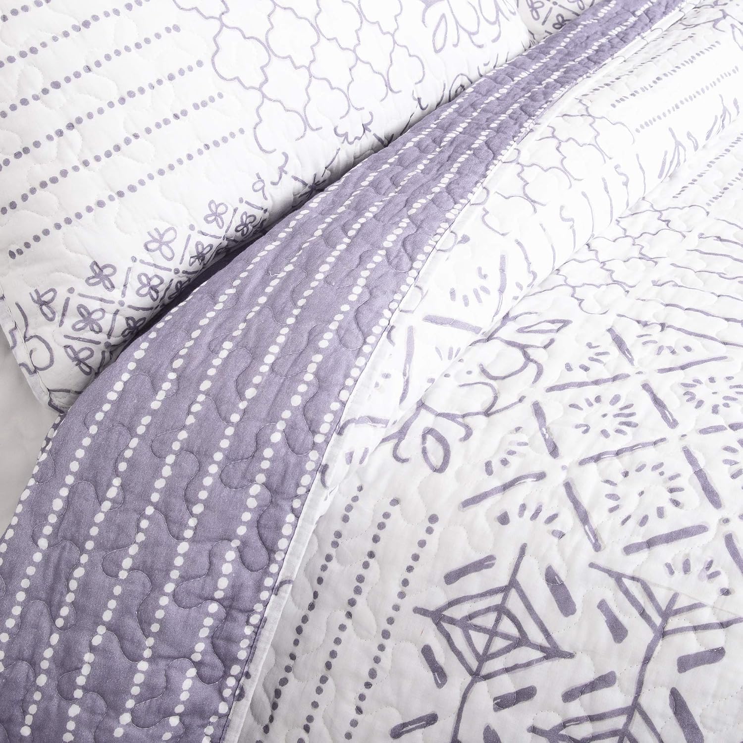 Lush Decor Monique 3 Piece Reversible Print Pattern Blue Quilt Set - Full Queen