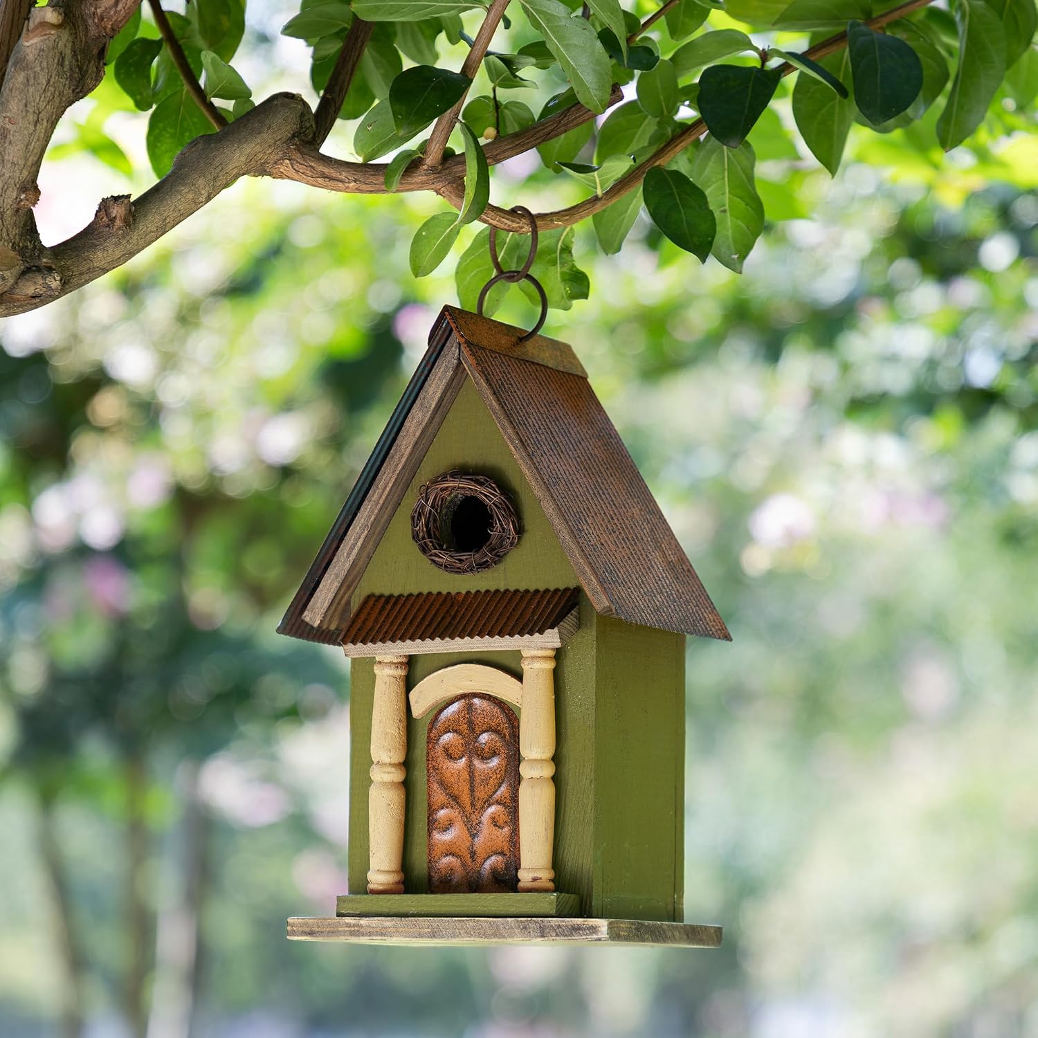 Glitzhome Bird Houses for Outside,10" H Rustic Wooden Bird House Garden Distressed Decorative Birdhouse for Outdoors, Hanging Birdhouse for Bluebird Hummingbird Wren Finch Cardinals Cedar