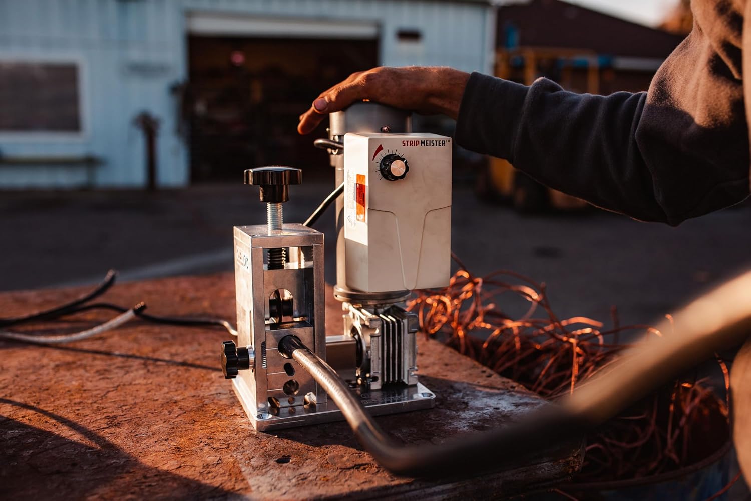 StripMeister E350x Electric Automatic Wire Stripping Machine – Wire Size Up To Ø1", Jam-Free