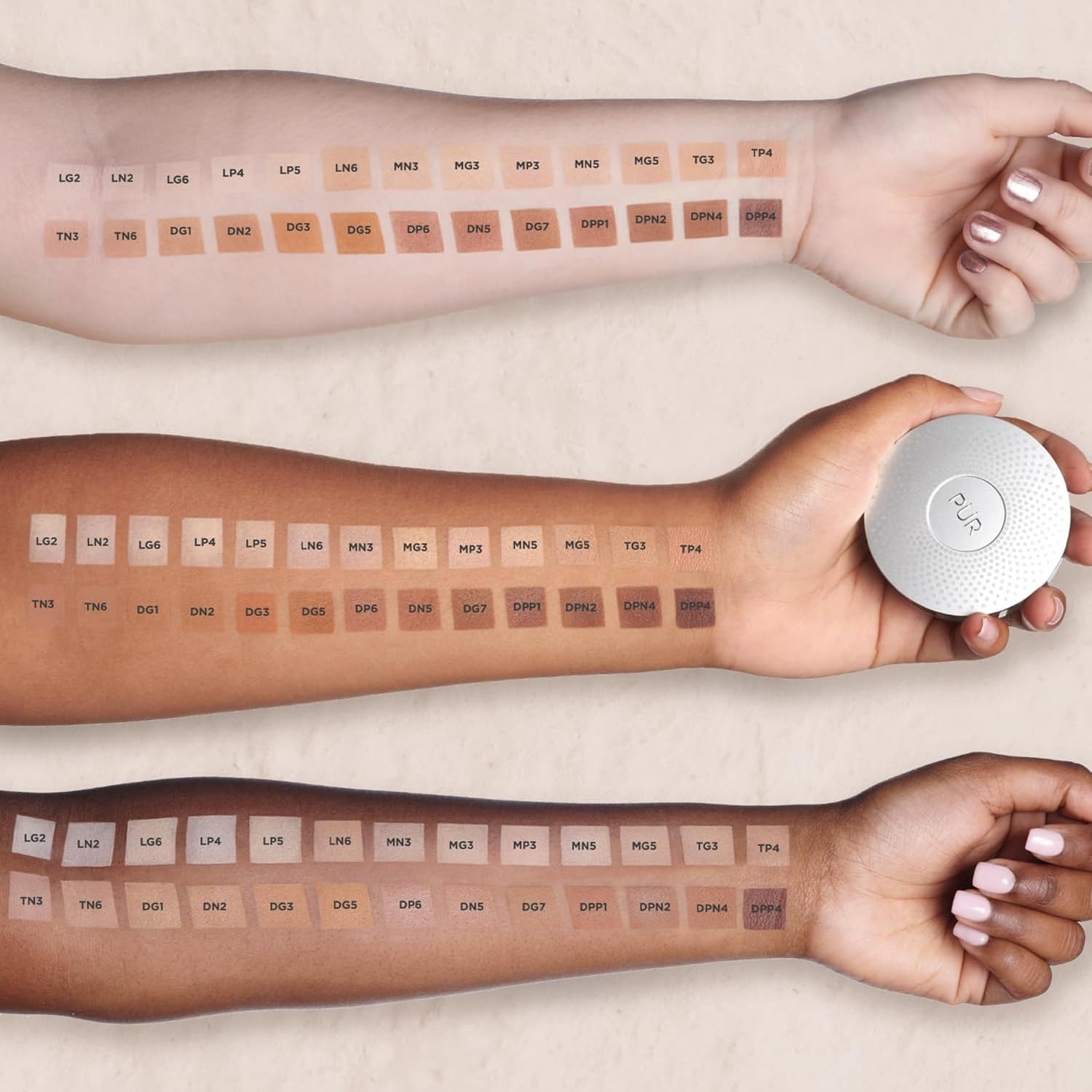 PÜR 4-in-1 Pressed Mineral Makeup Powder Foundation with SPF 15 | Buildable Foundation Coverage - Smooth, Even-Looking Complexion Makeup Delivers Custom Coverage and Comfortable Everyday Wear