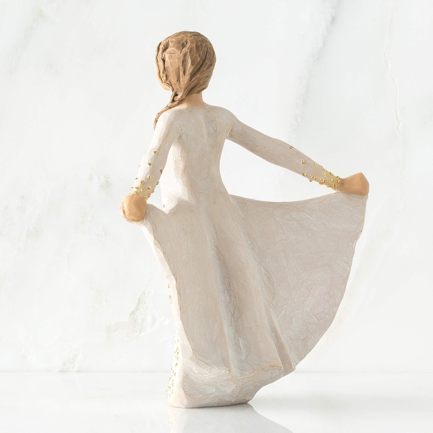 Willow Tree Magnolia, Sculpted Hand-Painted Figure | Cast from a Susan Lordi Original Carving, Meaningful Gift Celebrating Nature, Family, Home and Belonging, Fitted Gift Box
