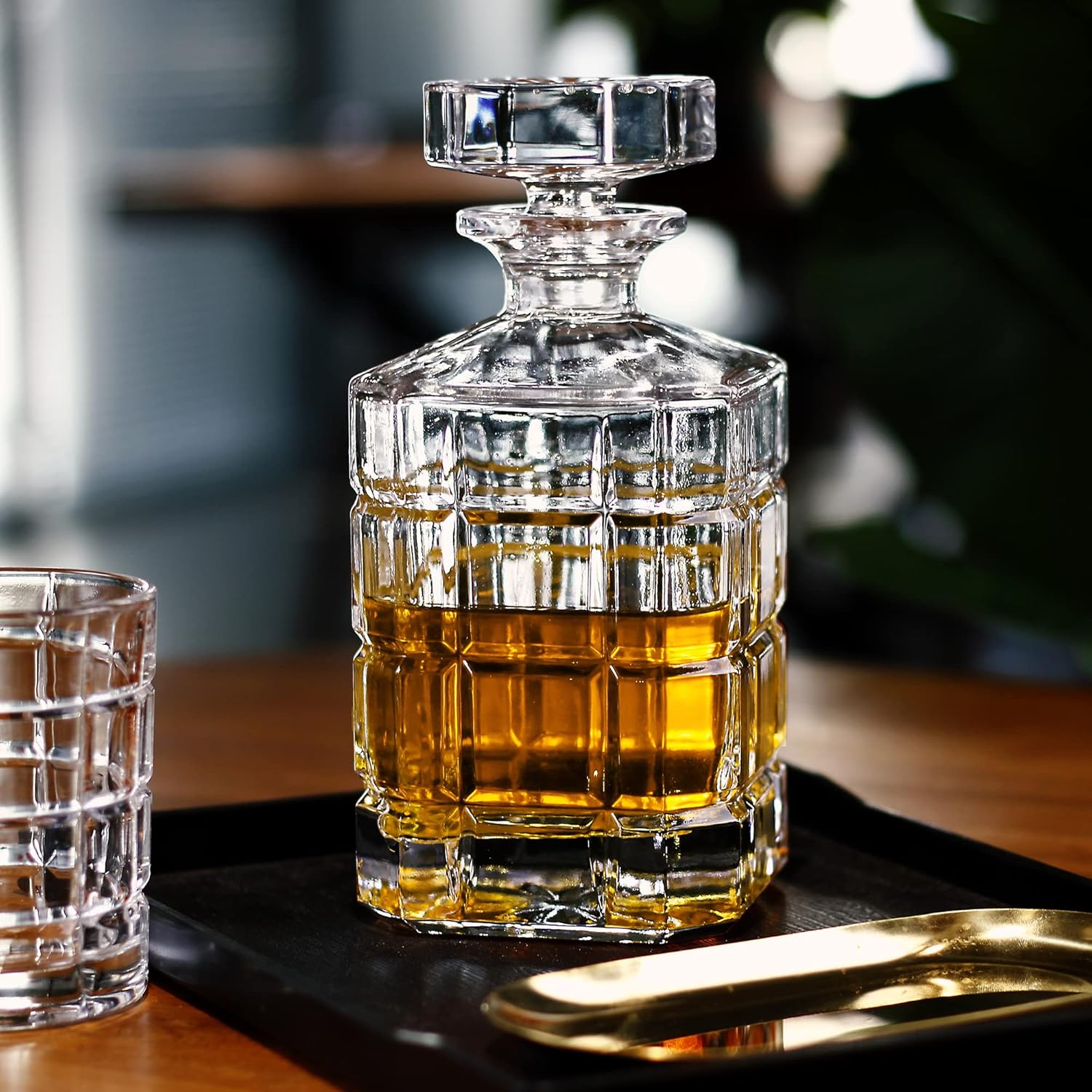 LUXU Whiskey Decanter,25 oz
